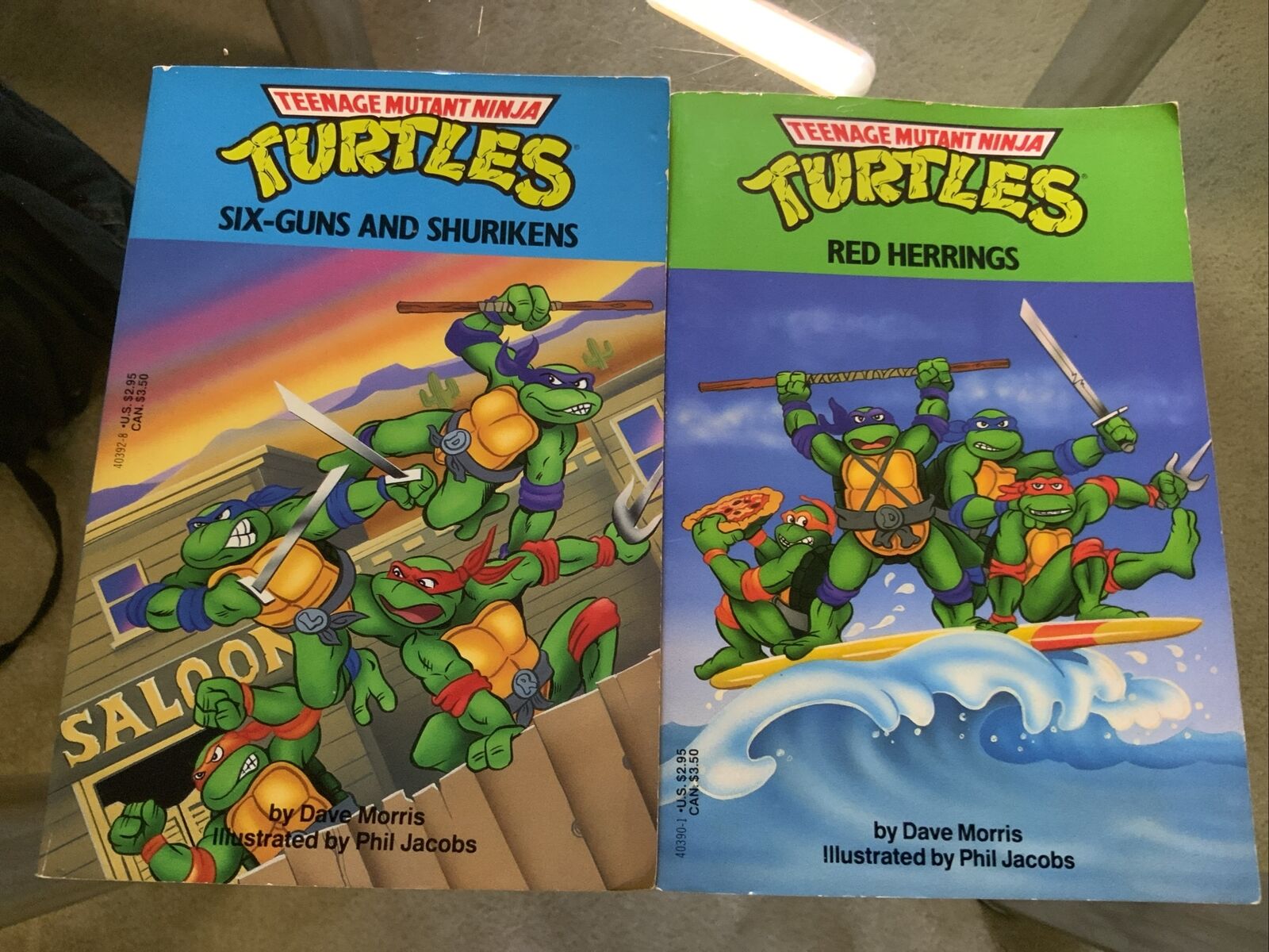 Lot Of 2 Teenage Mutant Ninja Turtles TMNT 1990 Books EUC Kids collectibles