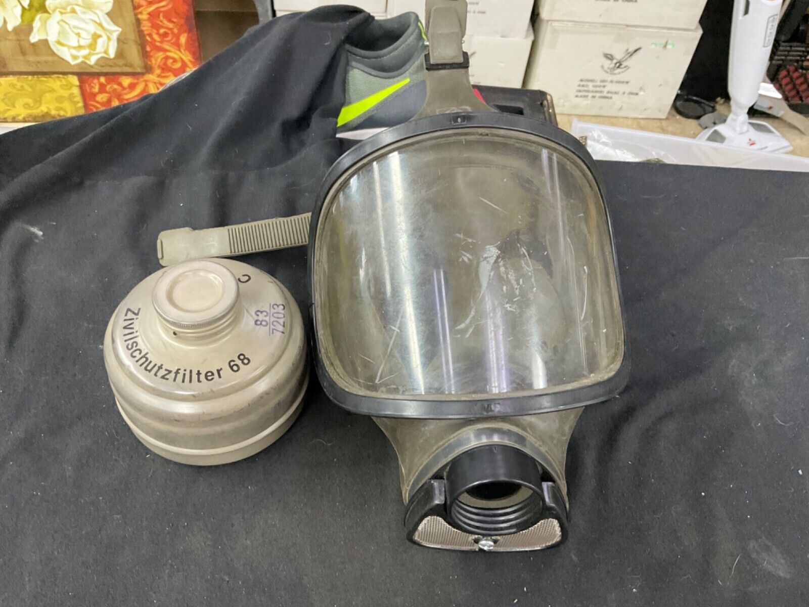 Vintage Gas Mask with Zivilschutzfilter 68 Filter German Military 1912
