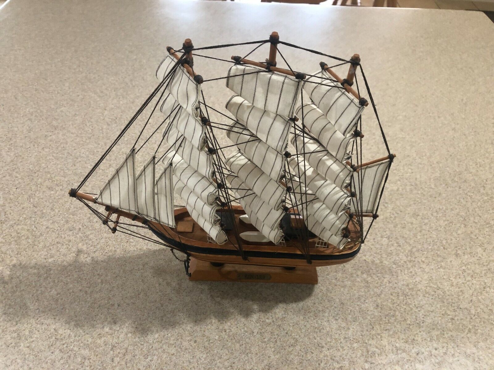THE FLYING CLOUD Model Tall Ships of the World Collection from The Heritage Mint