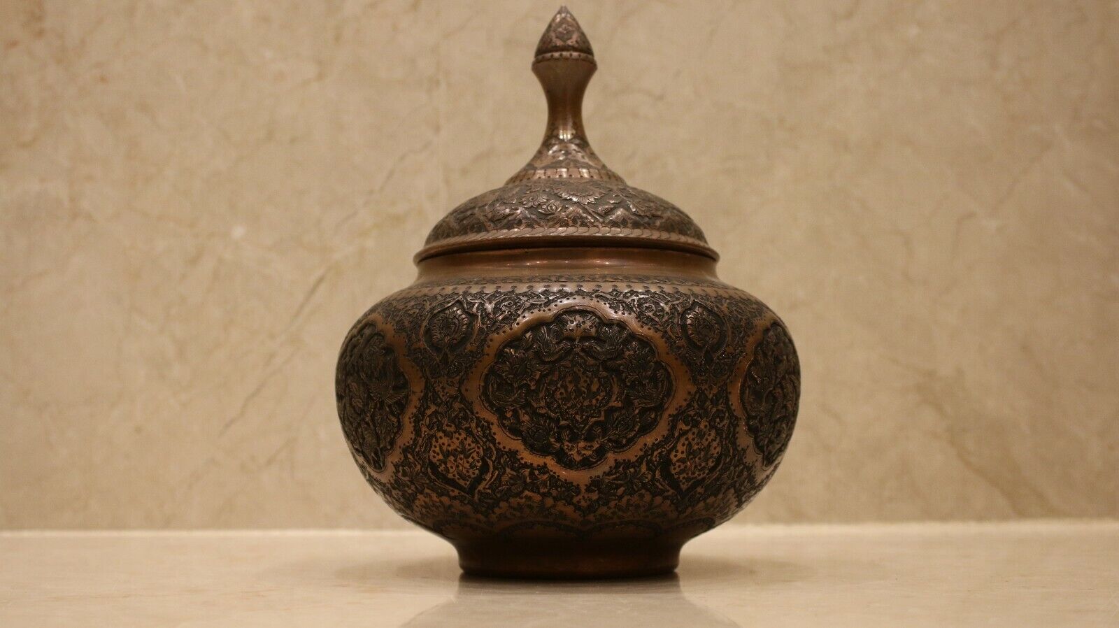 Antique luxury copper bowl needle engraving qalam zani Qajar hevy