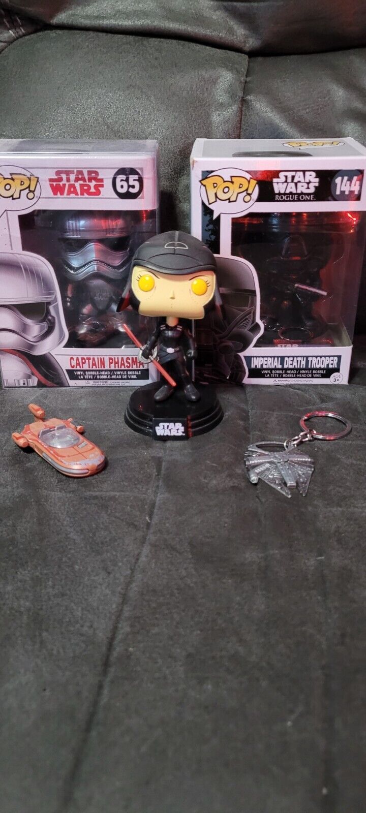 Star Wars Phasma And Death Trooper  Pops . Free Hot Wheel Keychain Second Sister