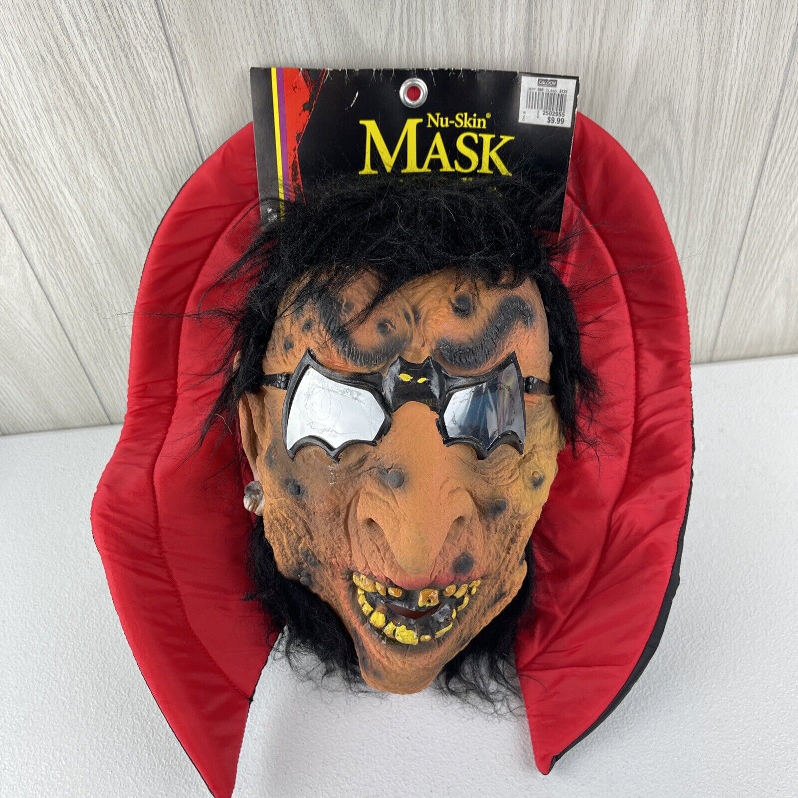 **NOS Vintage Topstone Nu-Skin Halloween Mask w/Collar Danbury CT Vampire **READ