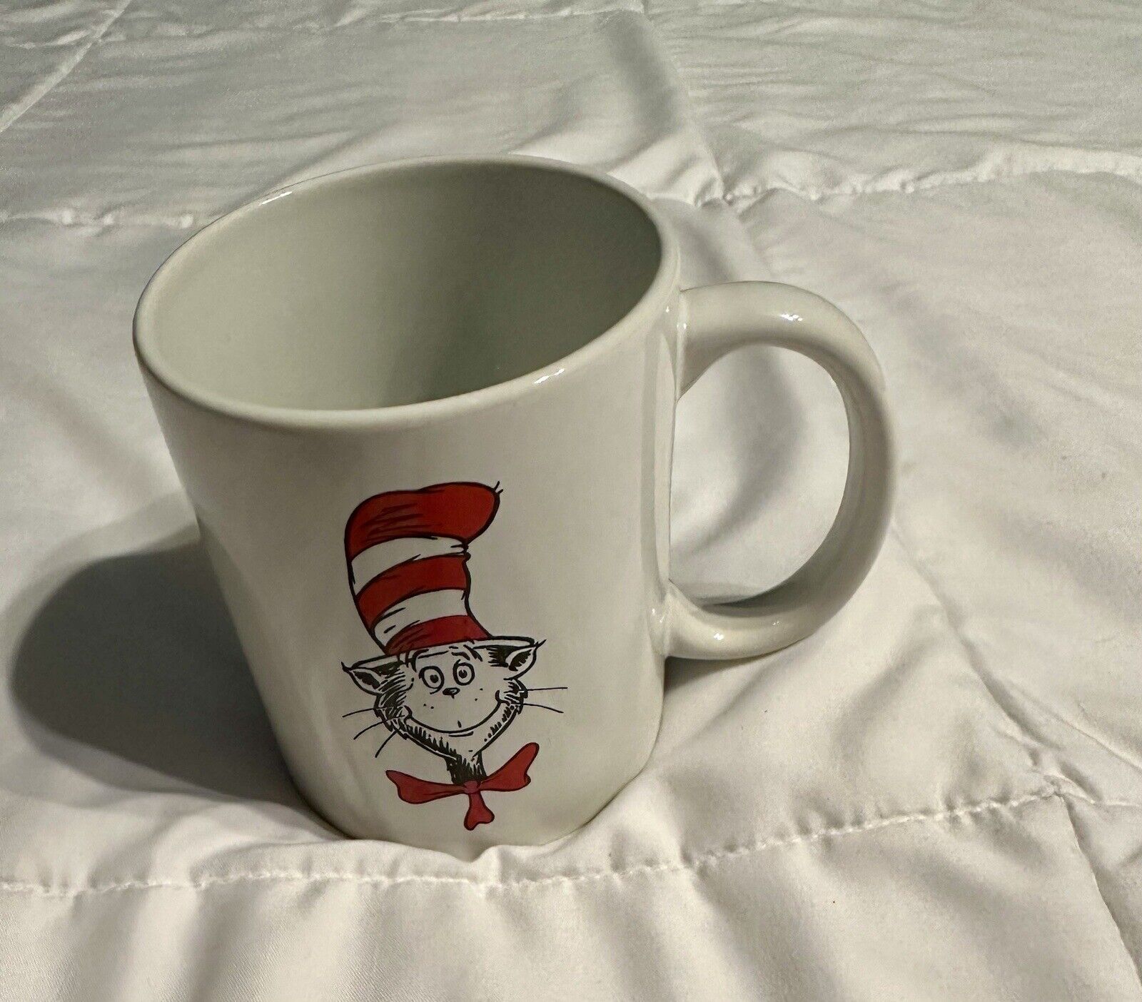 Dr. Seuss Ceramic Mug The Cat in the Hat  White Black Red 2021 12 Oz Children’s