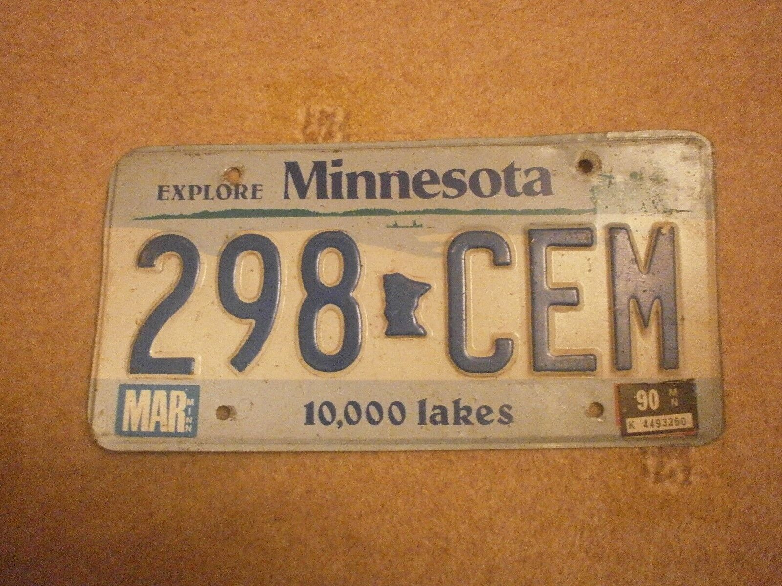AMERICAN MINNESOTA 10,000 LAKES GRAPHIC EARLY TYPE MAR \'90 #298 CEM NUMBER PLATE