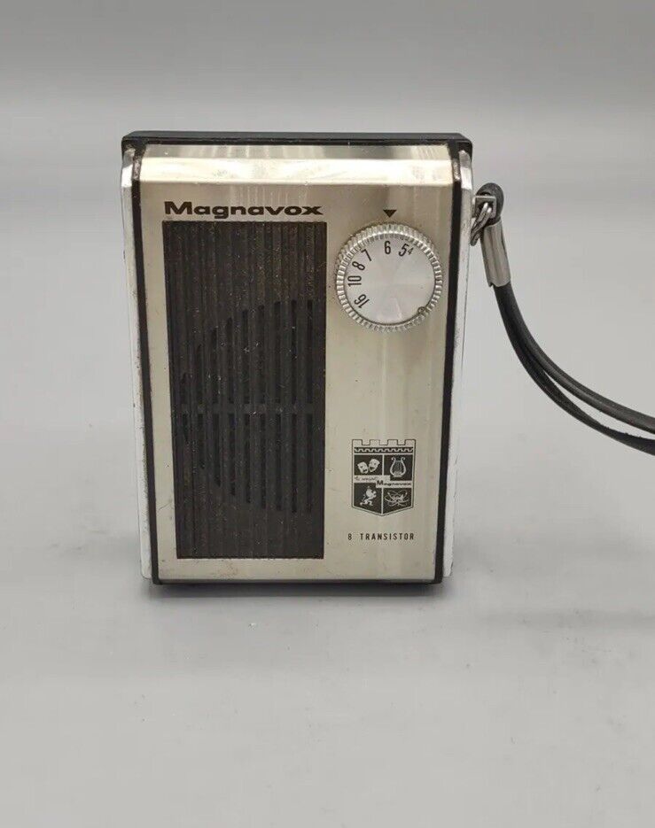 Vintage 1968 Magnavox 8 Transistor AM Radio Model 2AM811 Works Great