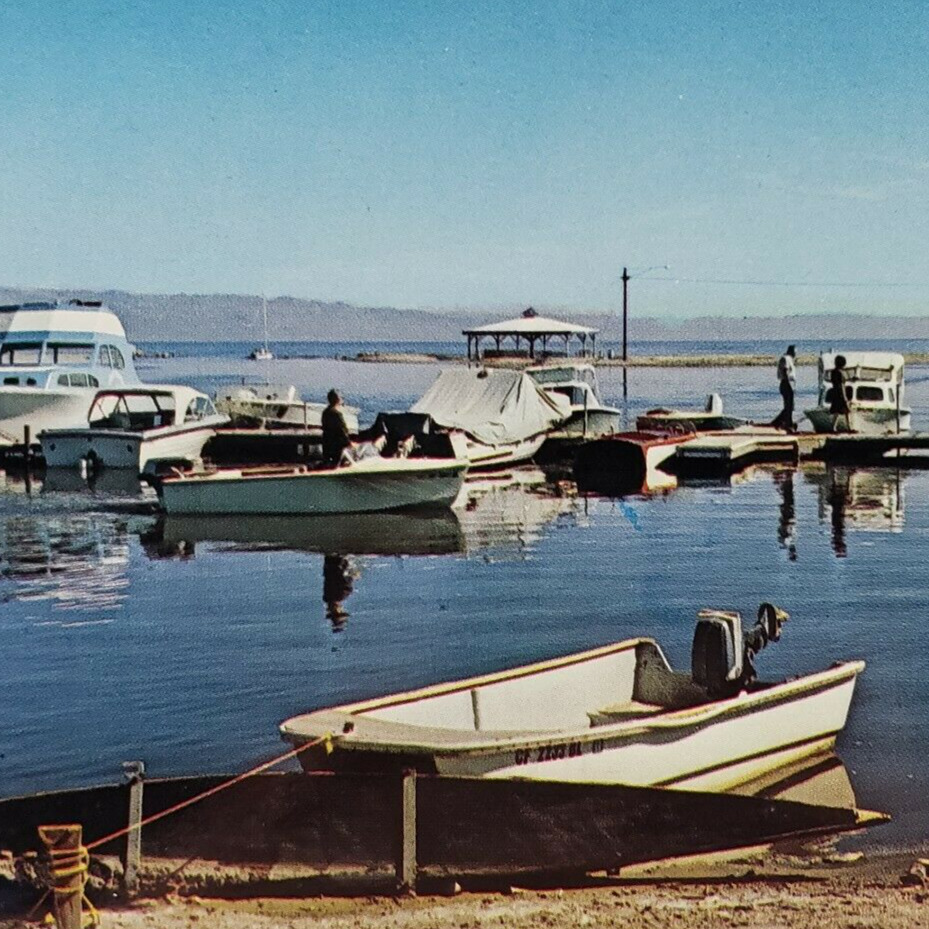 California Postcard Salton Sea Boats Marina Coachella Valley Lake Cahuilla K219