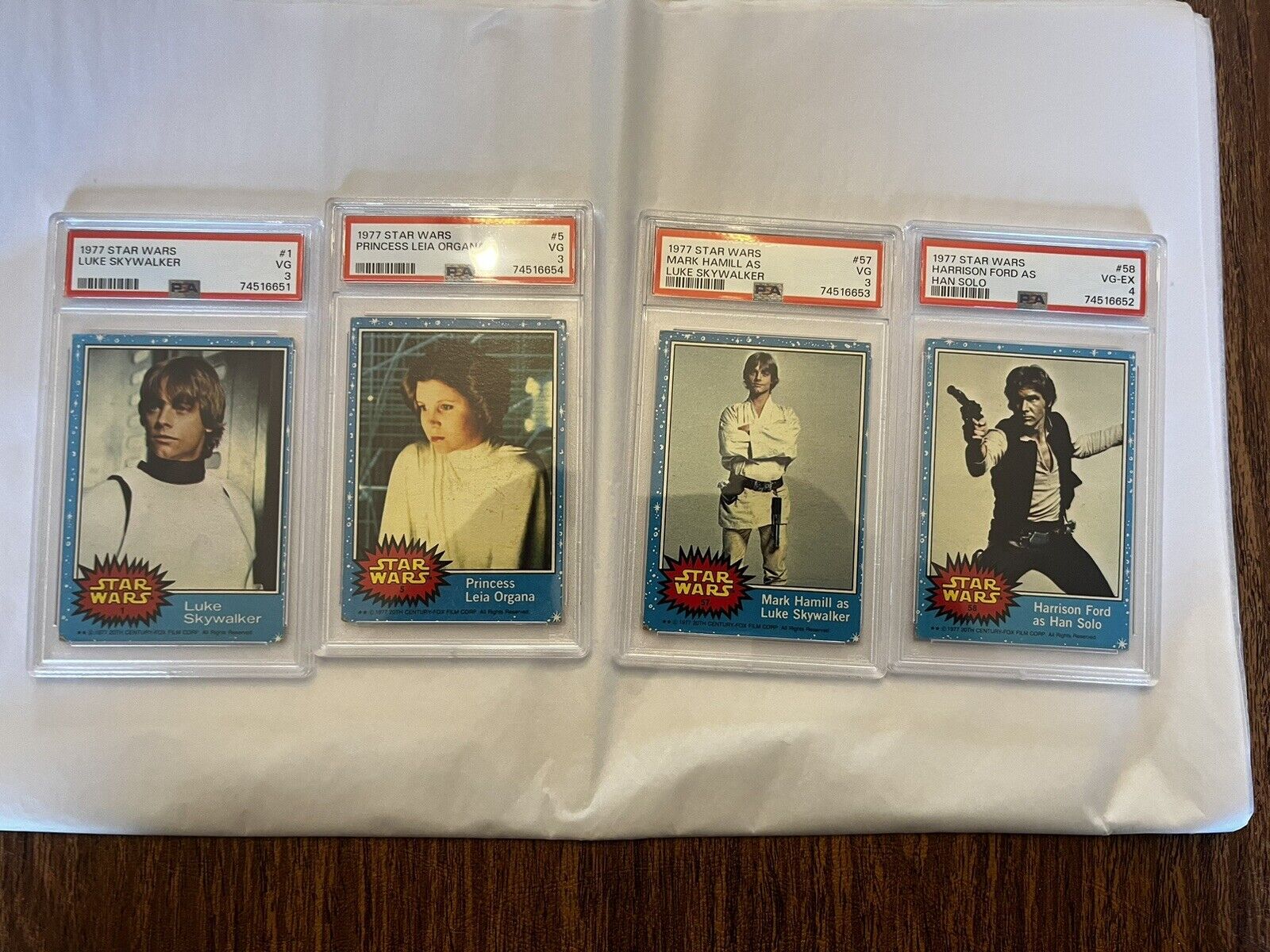 Lot of 4 Topps 1977 Blue Star Wars Trading Cards -PSA GRADED