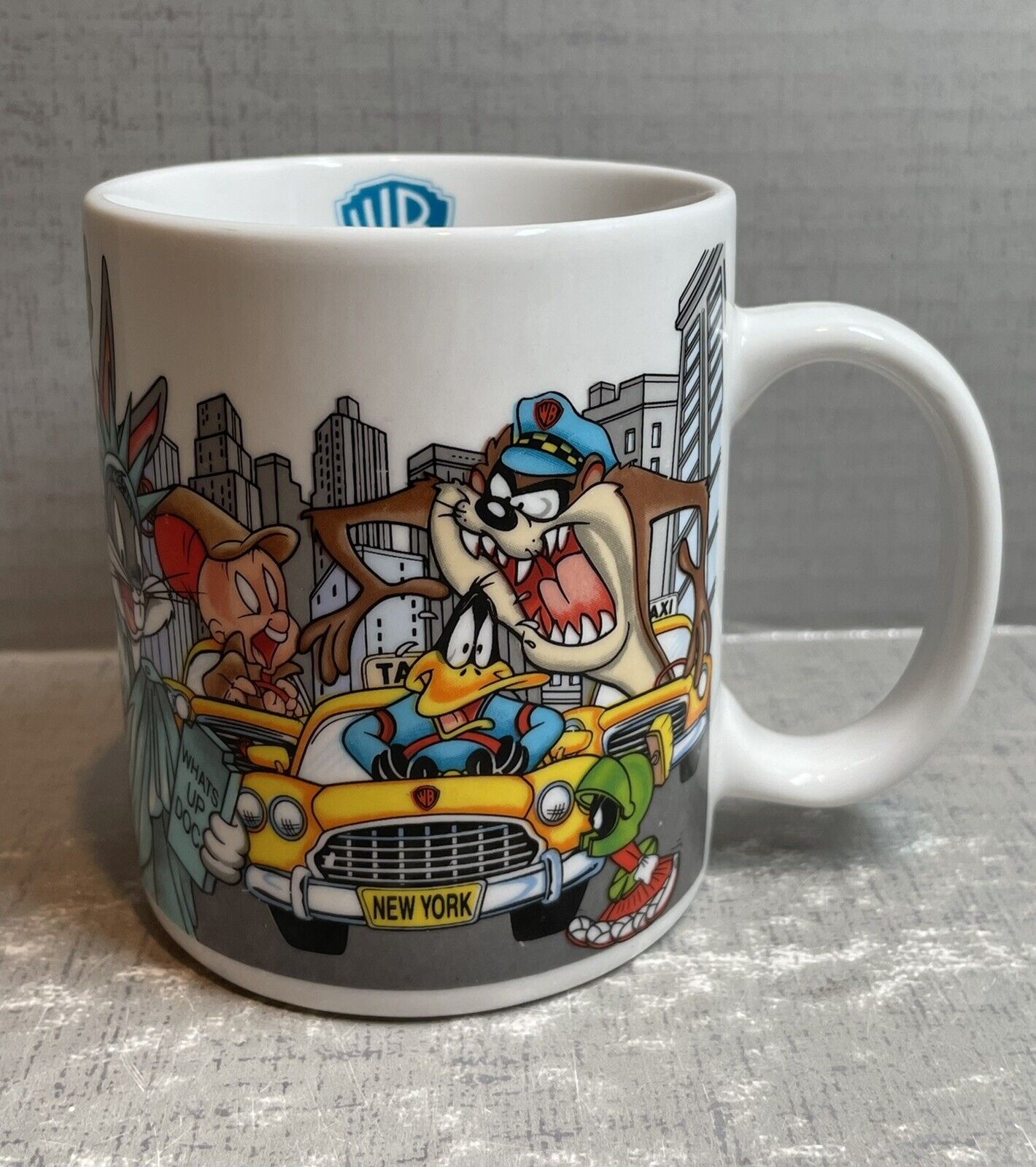  Vtg. Looney Tunes Coffee Mug New York City WB Taxi Taz Hot Dog Cart Bugs Tweety