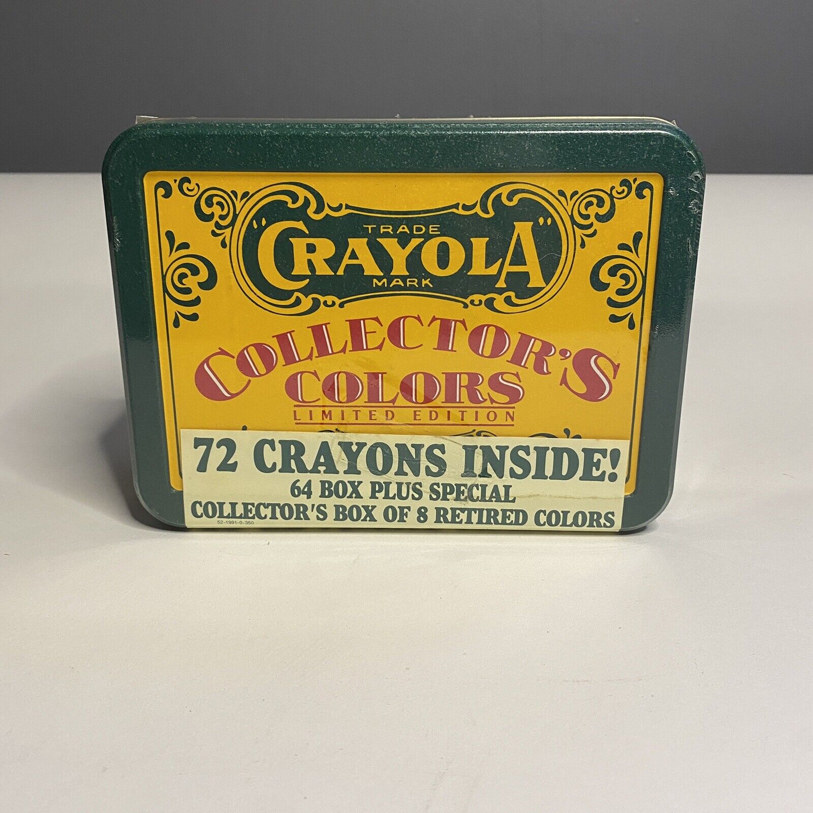 Vintage 1991 Crayola Collectors Colors 72 Crayons Limited Edition Tin New Sealed