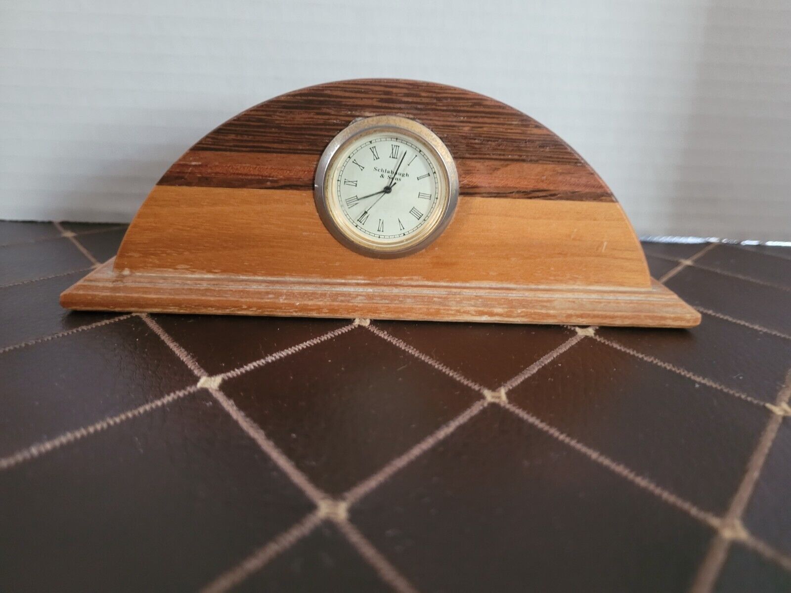 VINTAGE - Schlabaugh & Sons - Mini-Desk Clock - Multi-layered Wood Case - Lovely
