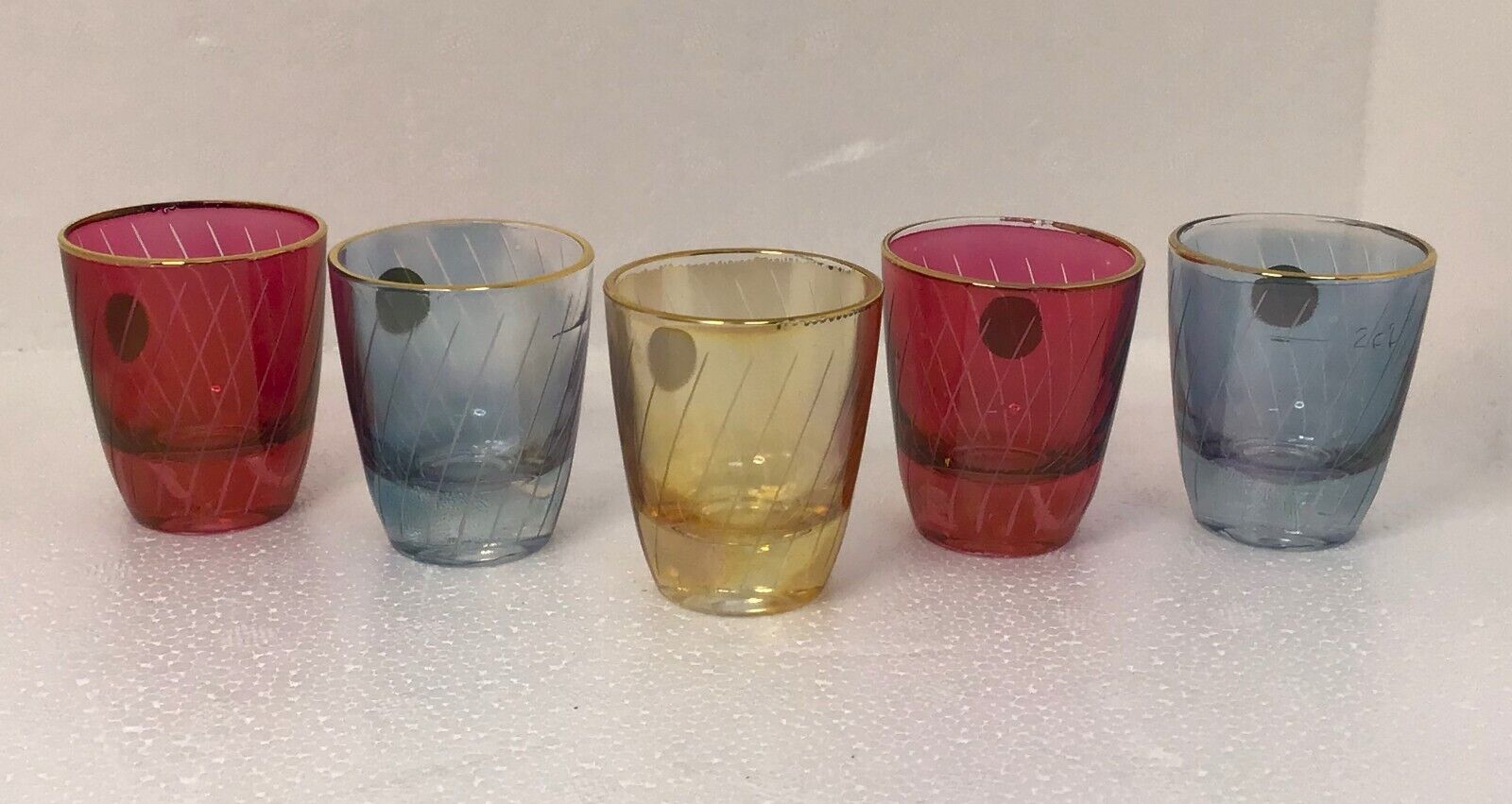 Vtg FEINSTER RAUTENSCHLIFF Rainbow Swirl Gold Trimmed Shot Glasses set of 5
