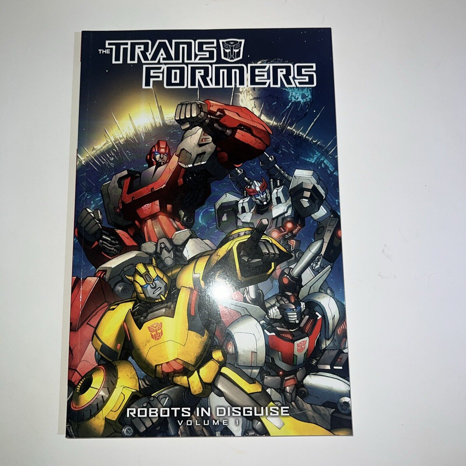 The Transformers: Robots in Disguise #1 (IDW Publishing) 2012 TPB
