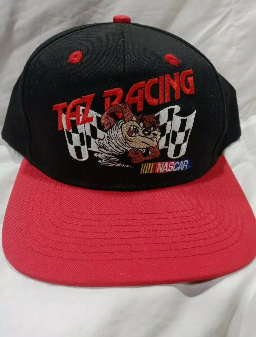 Vintage Taz Racing Nascar Snapback Hat Cap Tazmanian Devil 1997 Looney Toons nwt