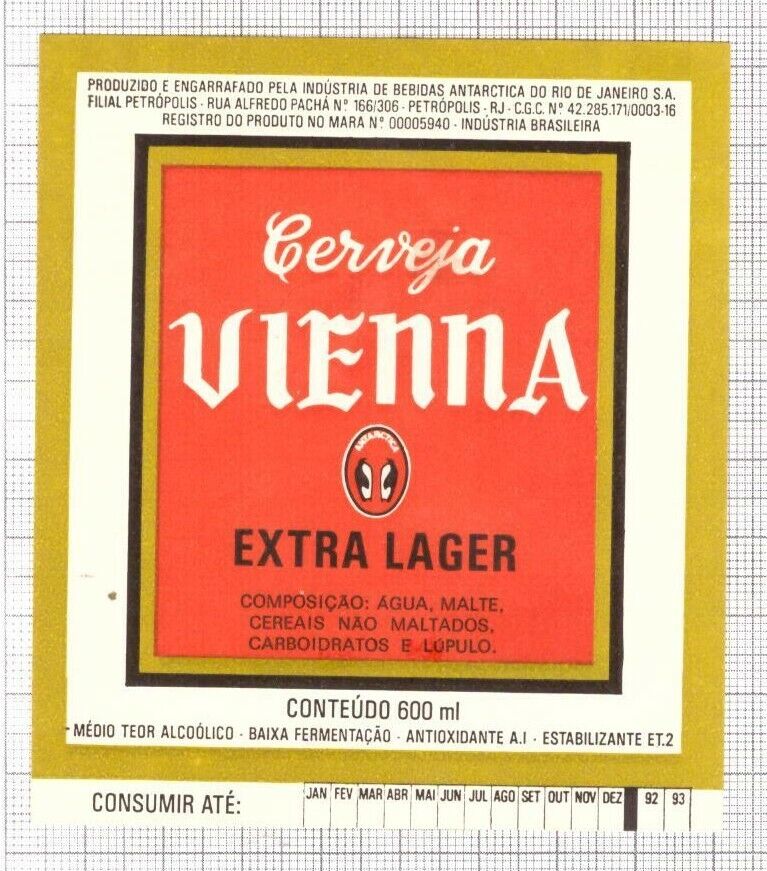 BRAZIL Antarctica Cervejaria Vienna penguin beer label C2440 040