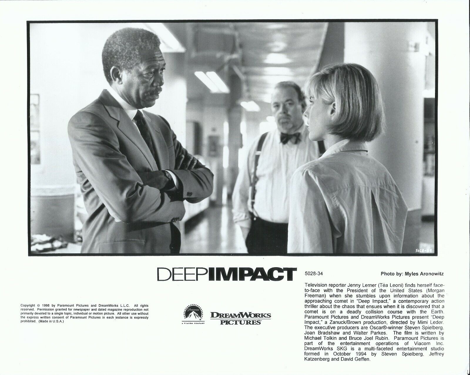 DEEP IMPACT Morgan Freeman & Tea Leoni Original 8x10 Press Photo