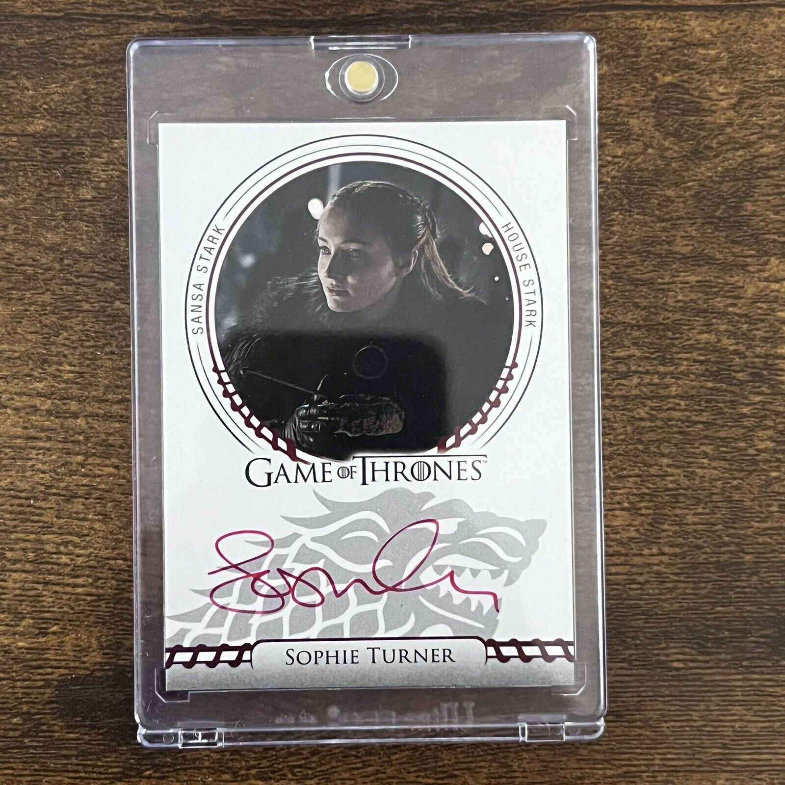 GAME OF THRONES THE COMPLETE SERIES V2  SOPHIE TURNER SANSA STARK RED AUTO