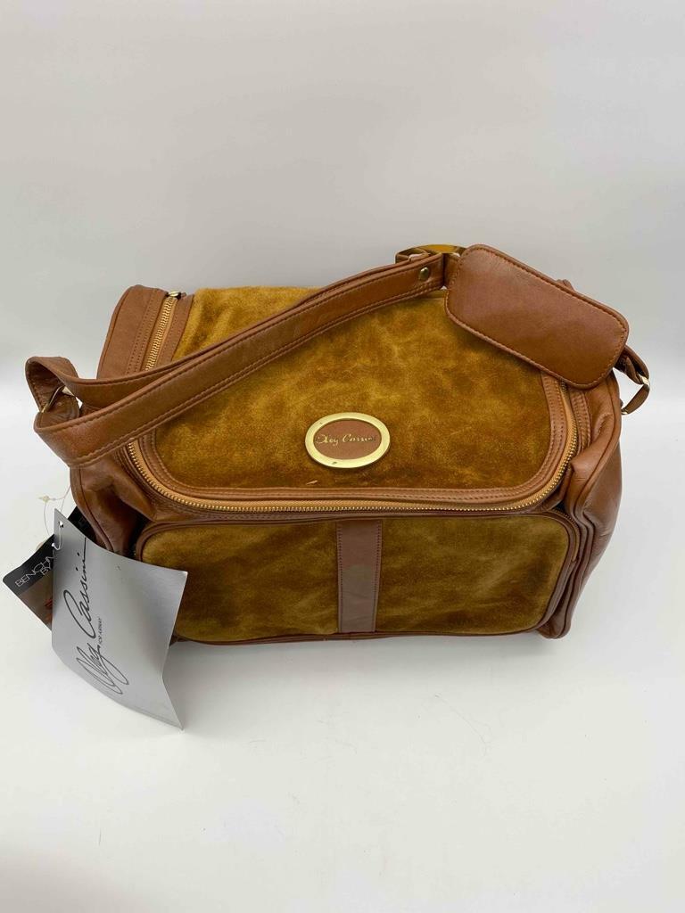 Vintage Oleg Cassini Airways Brown Benchmark Suede Messenger Zipper CarryOn Bag