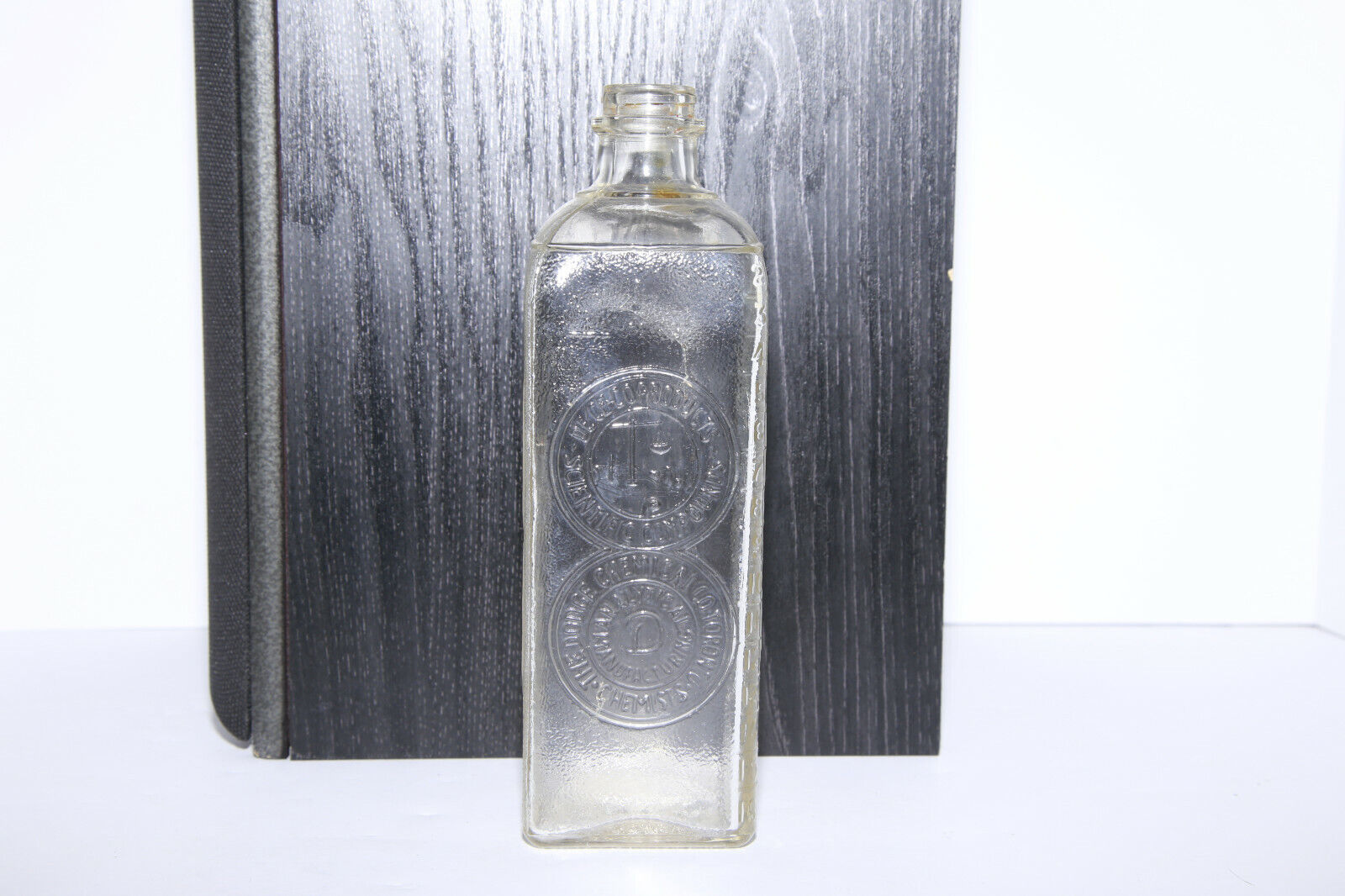 1936 De Ce-Co Products Scientific Compounds The Dodge Chemical Co Toronto Bottle