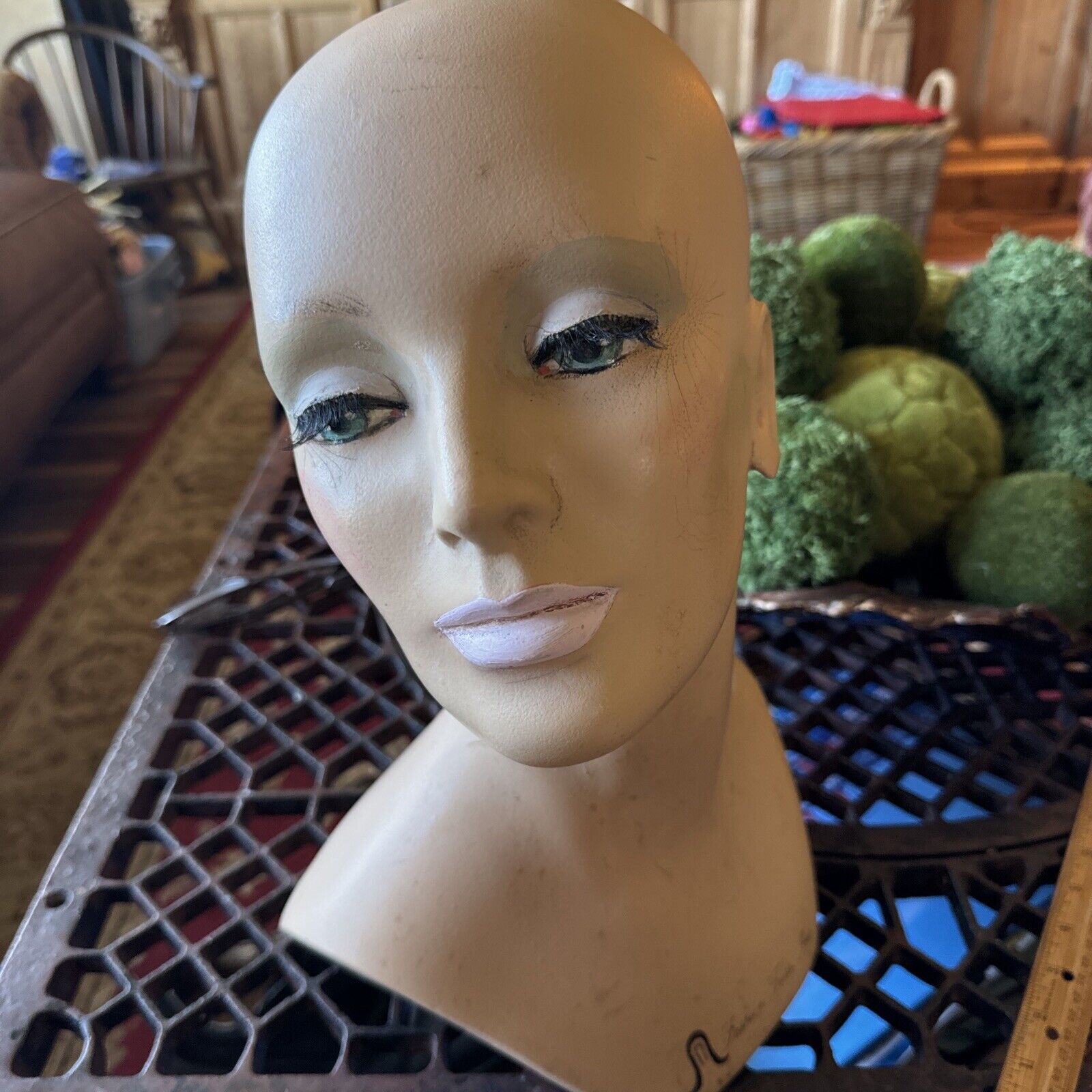 Vintage MCM Mannequin Head Bust Store Counter Display 10 X16.5 Advertising