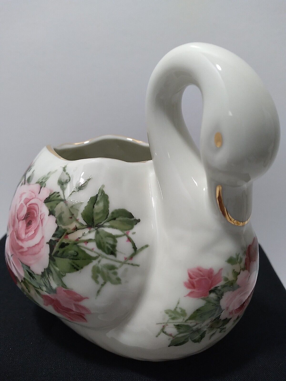 Baum Bros. Ceramic Glaze Floral White  Swan.