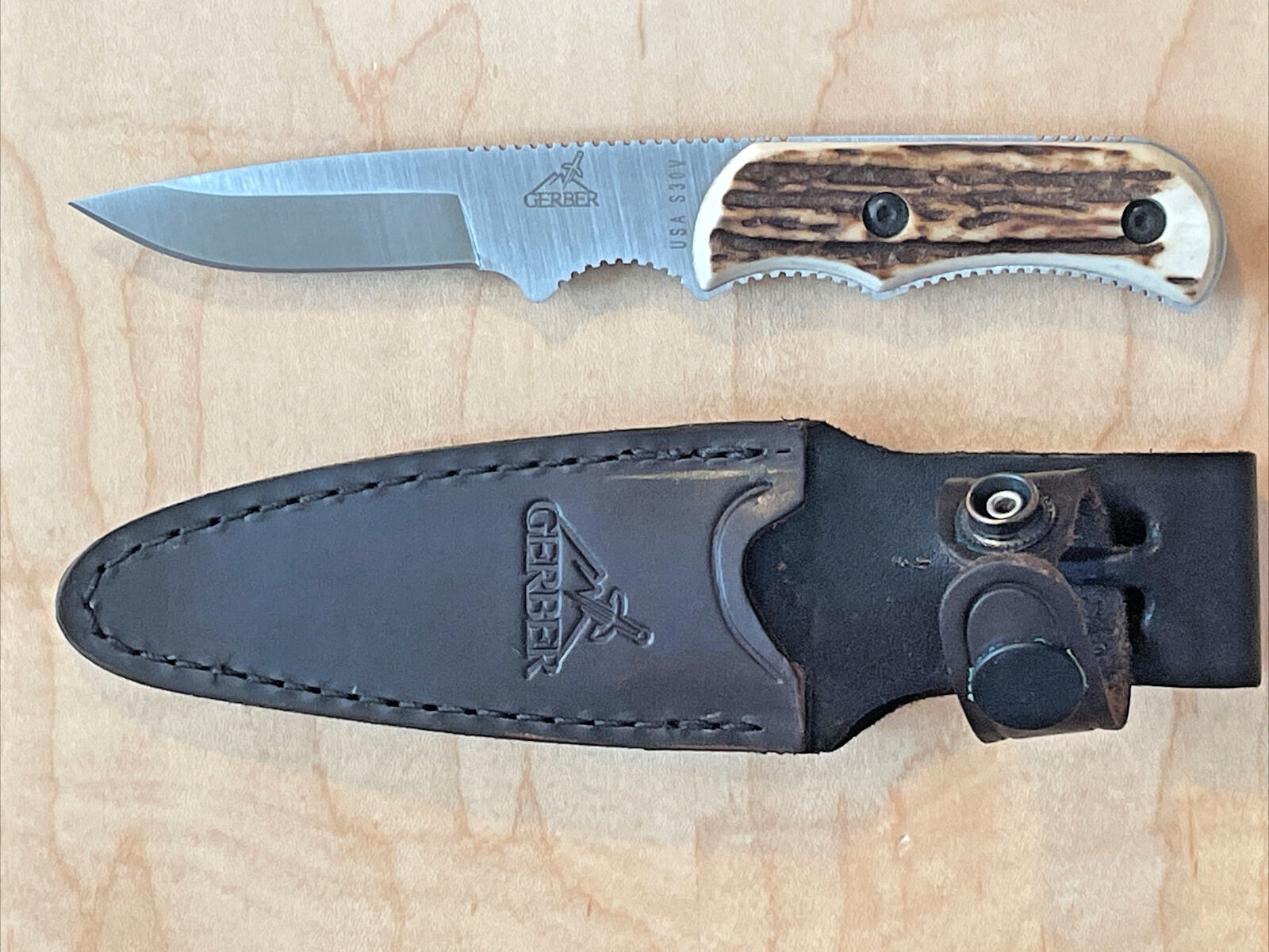 Gerber Freeman Stag Skinner Fixed Blade Knife S30V USA