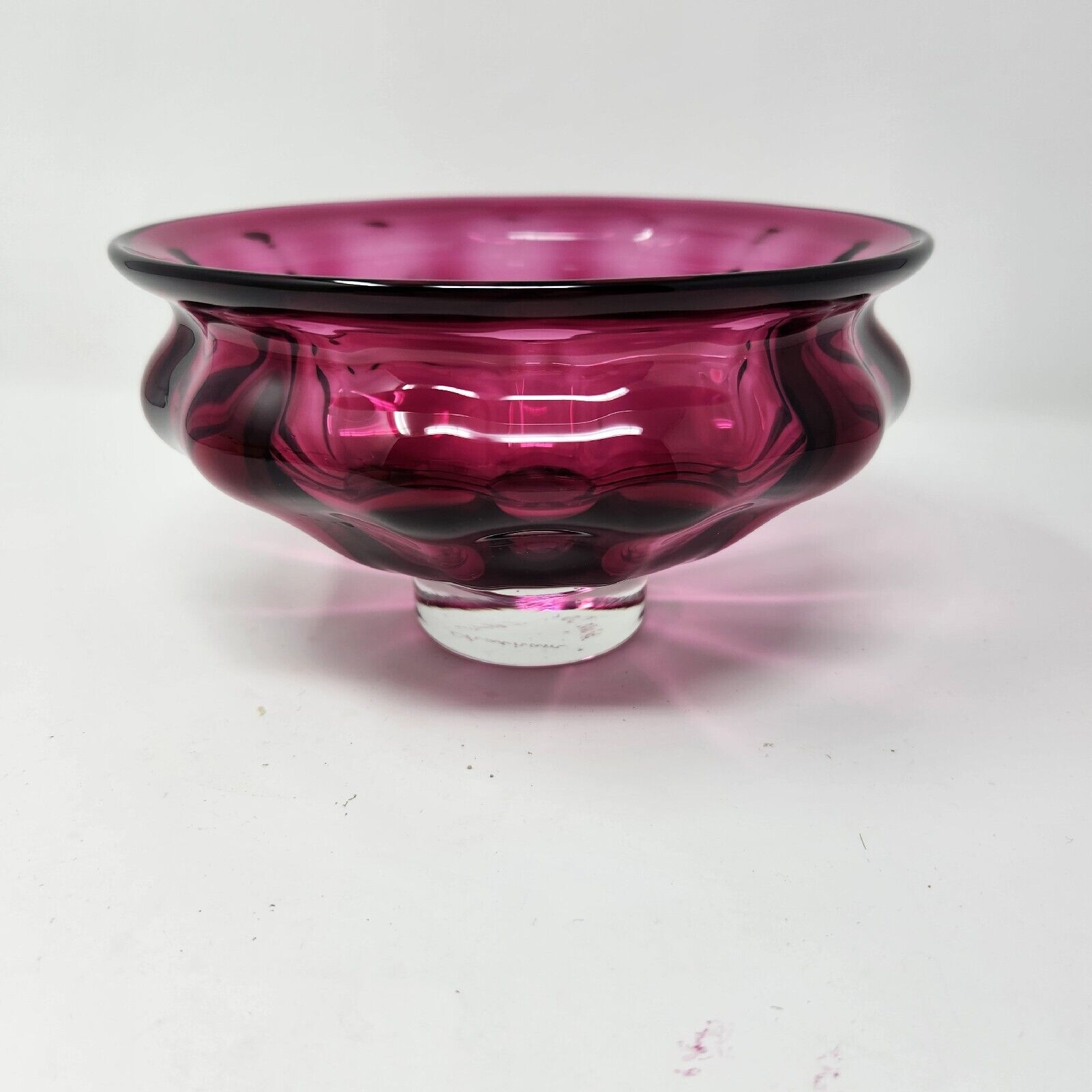 Chatham Glass Co. 1997 cranberry bowl signed 7\