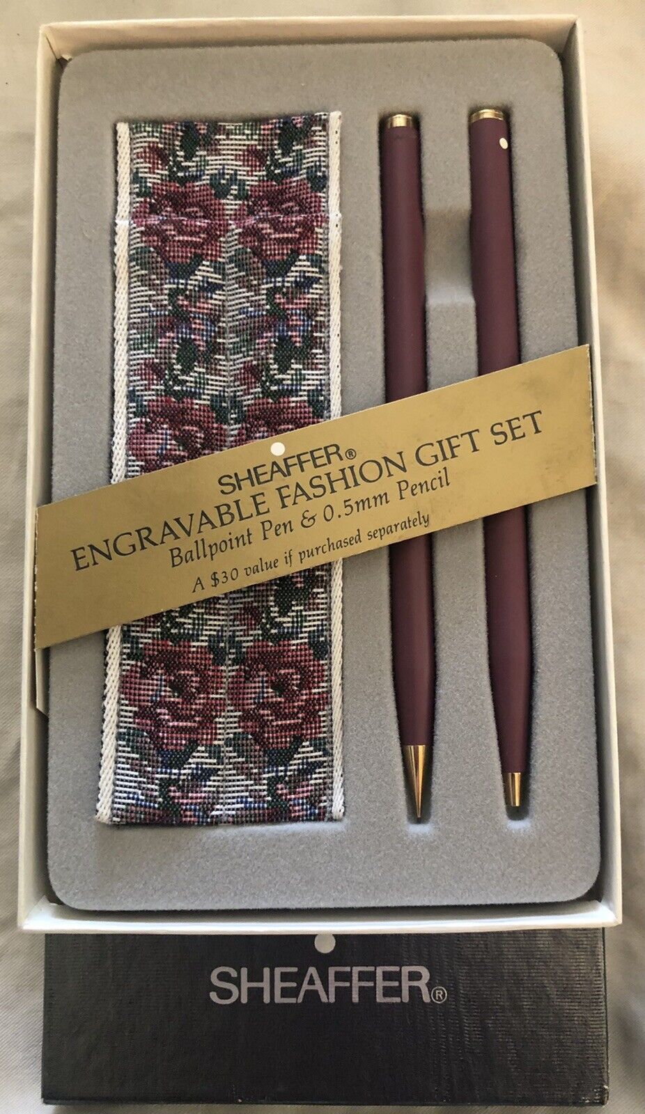 Vtg NEW Sheaffer Fashion Gift Set Pen 0.5mm Pencil & Embroidered Holder & Box