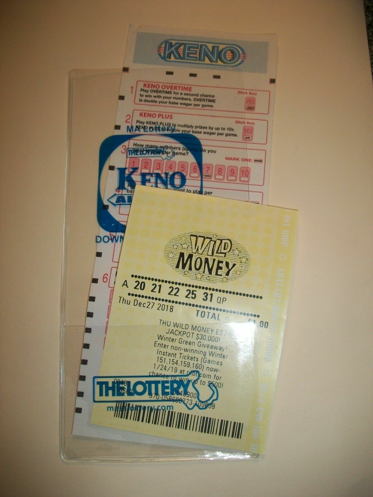 5 LOTTERY TICKET HOLDER SLEEVE PROTECTOR ENVELOPE KENO OR SPORTS BETTING NEW