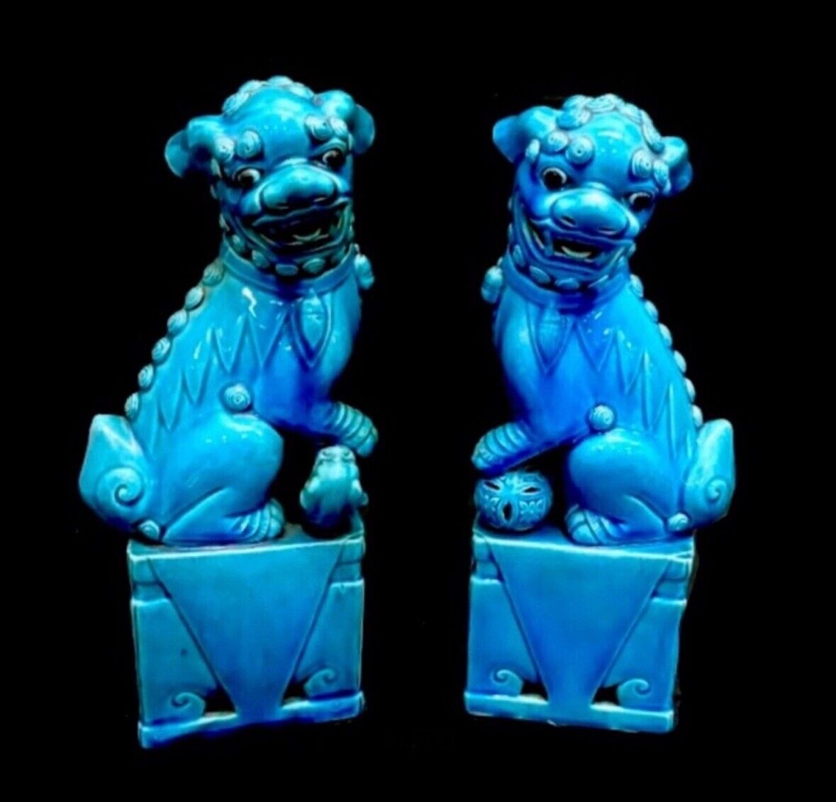 set of 2 Chinese Jingdezhen Ceramic Porcelain Foo Dog Sculptures/Figurines 12”
