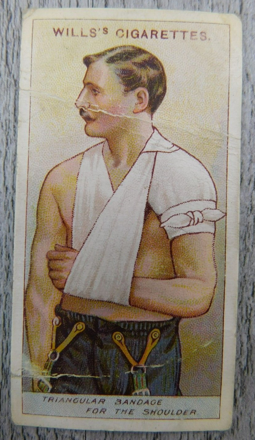 Wills\'s First Aid Cigarettes Tobacco Trade Card Vintage No. 1 Triangular Bandage