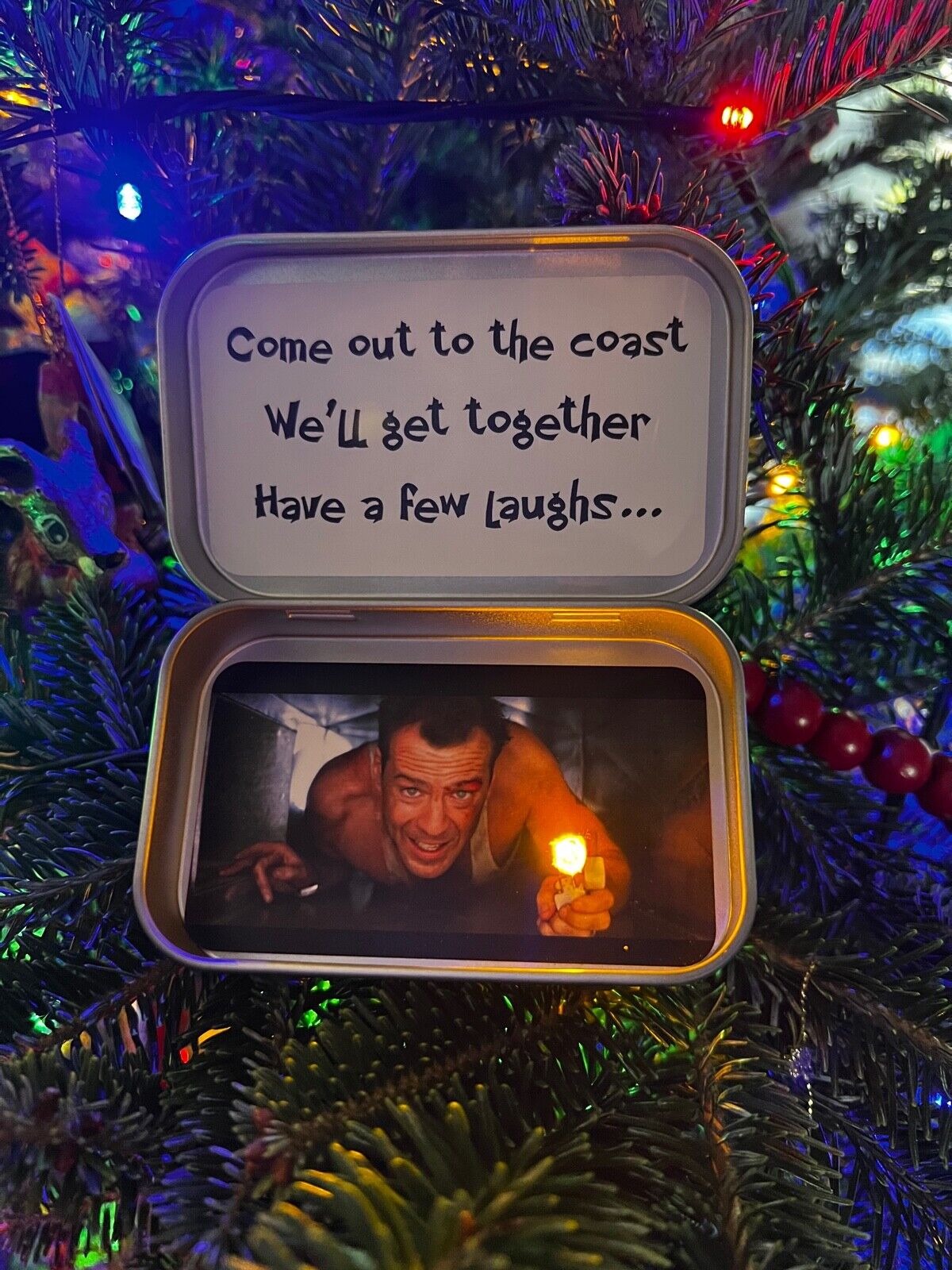 Die Hard Light Up Christmas Ornament with light hole Bruce Willis John McClane