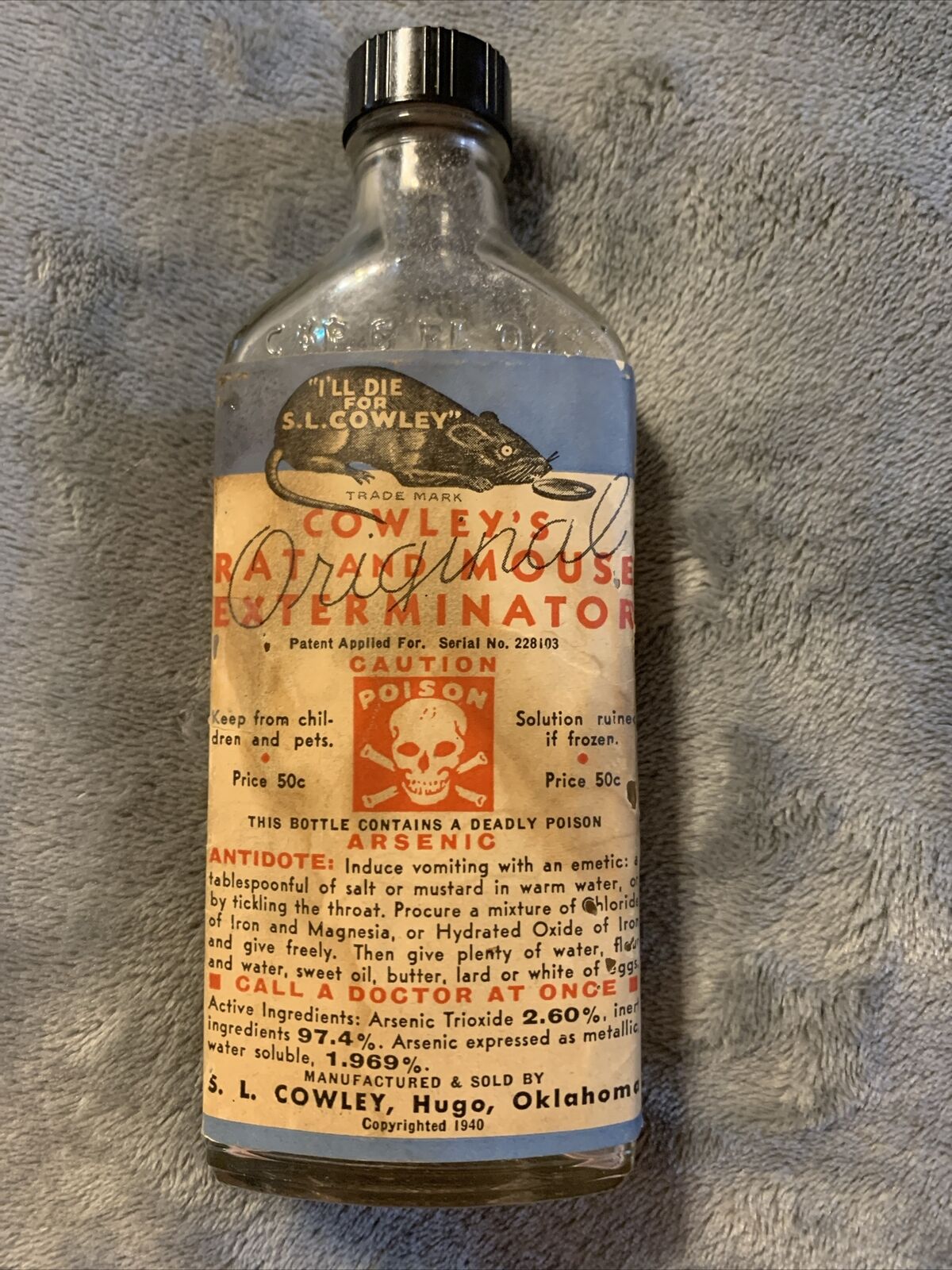 Vintage S. L. Cowley’s Rat and Mouse Paper Label & Embossed Graphic Bottle 👀