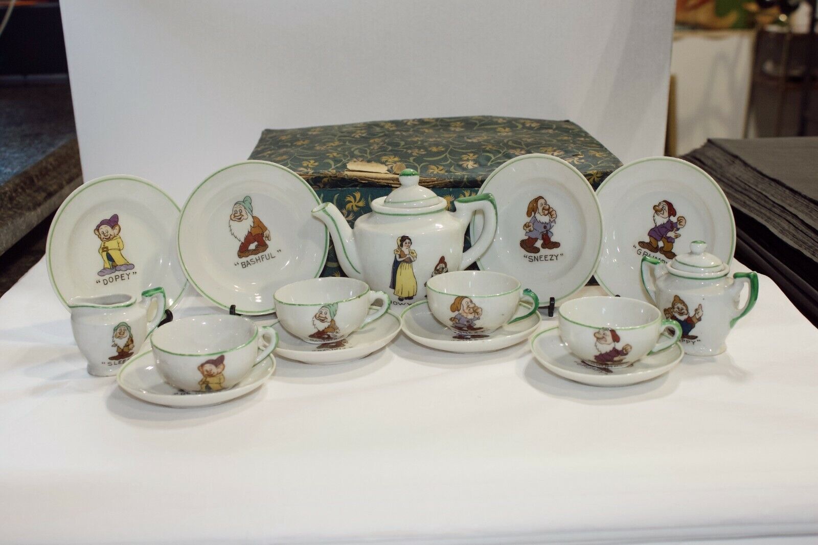 Original 1937 Walt Disney Snow White Porcelain Tea Set