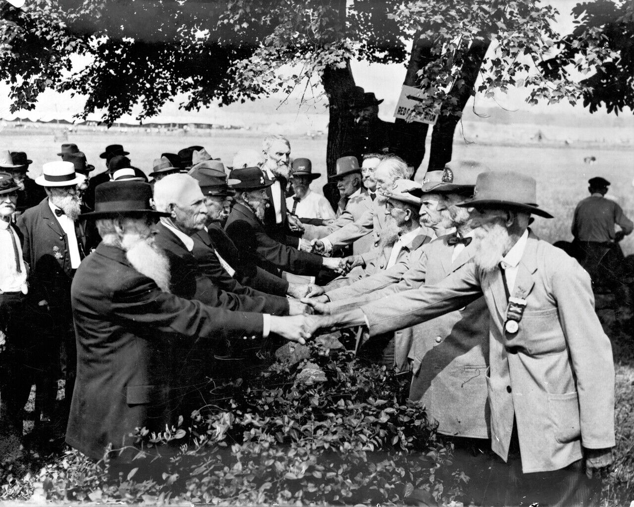 New 8x10 Civil War Photo: Handshake across Bloody Angle at Gettysburg Reunion