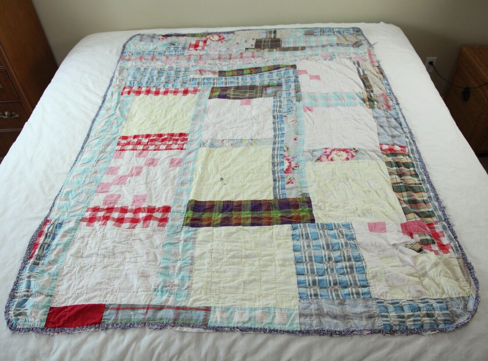 WORN DISTRESSED Antique Old Early Primitive Patchwork Quilt Scrappy Rayon Plaid