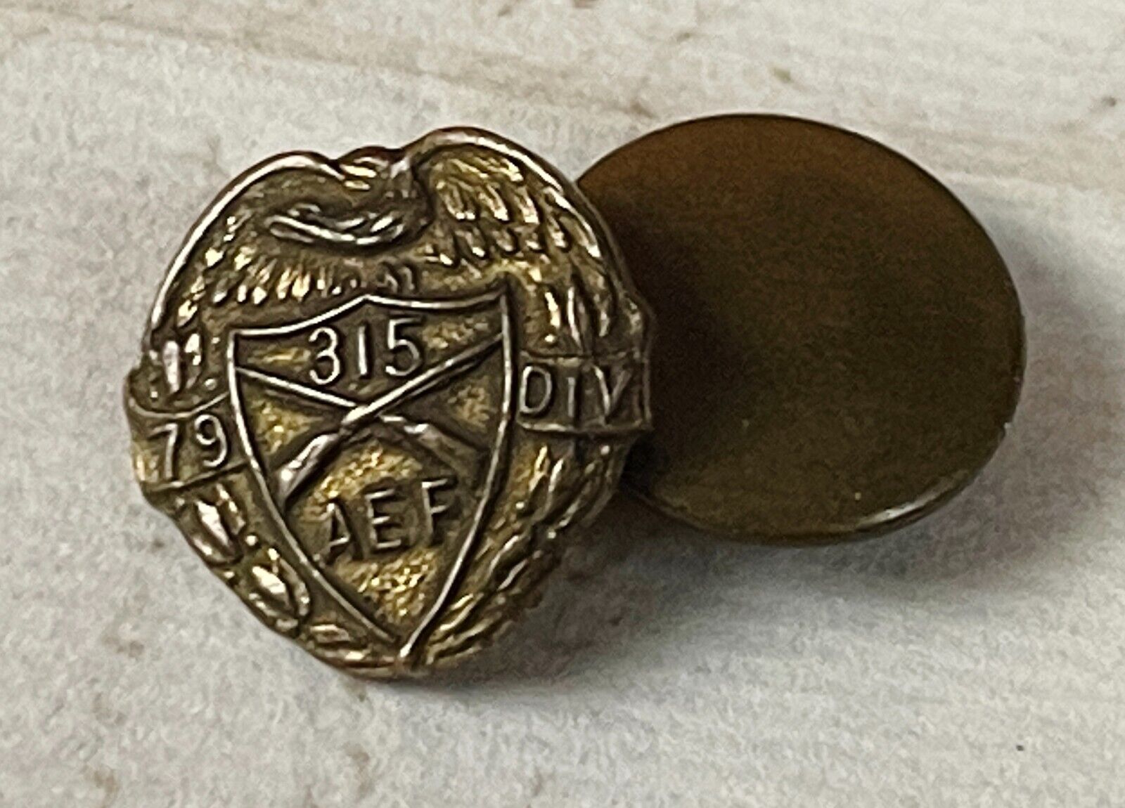 WWI 315th Infantry 79th Division AEF Screw Back Pin WW1 Original Brass