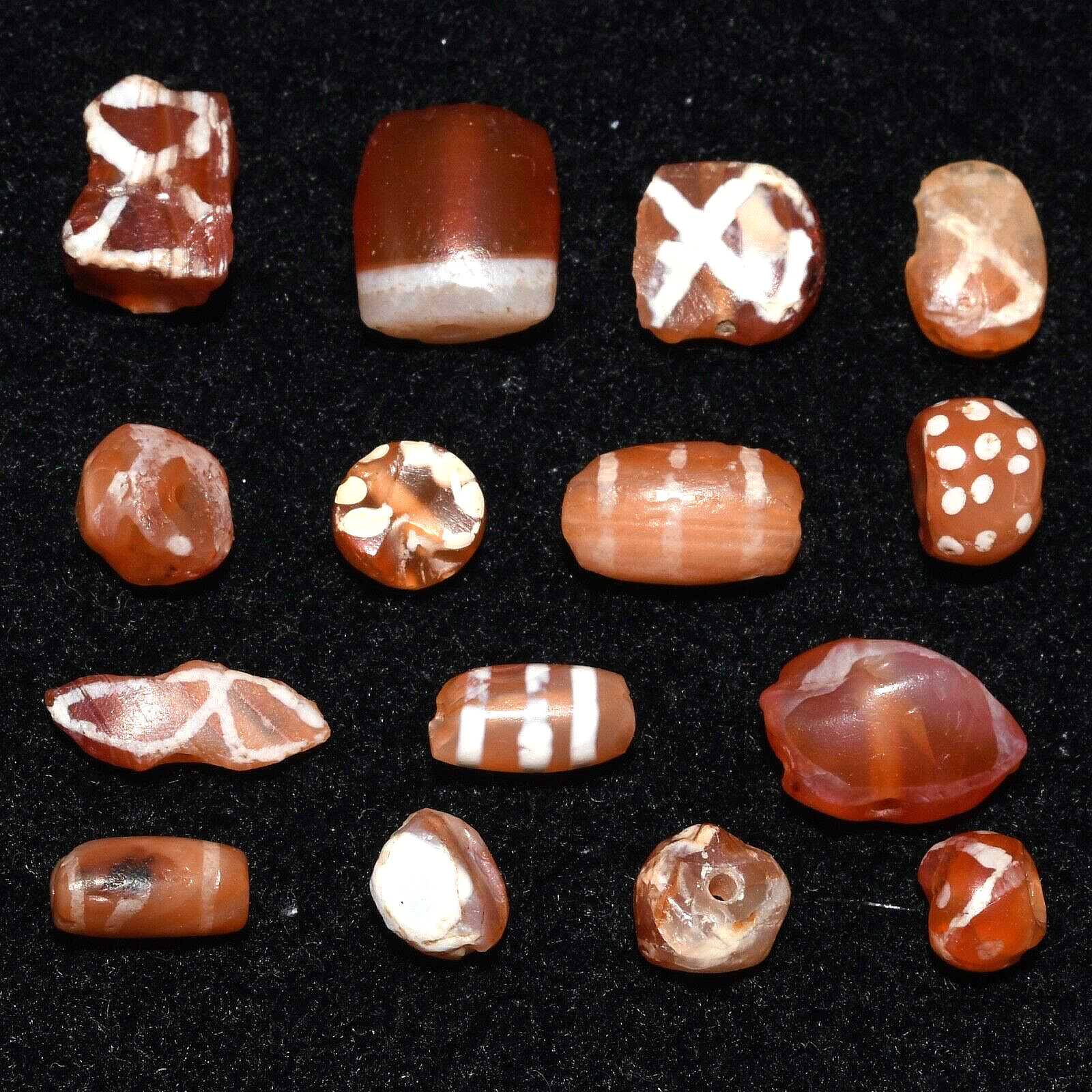 15 Large Ancient Etched Carnelian Beads with Rare Pattern in Very Good Condition