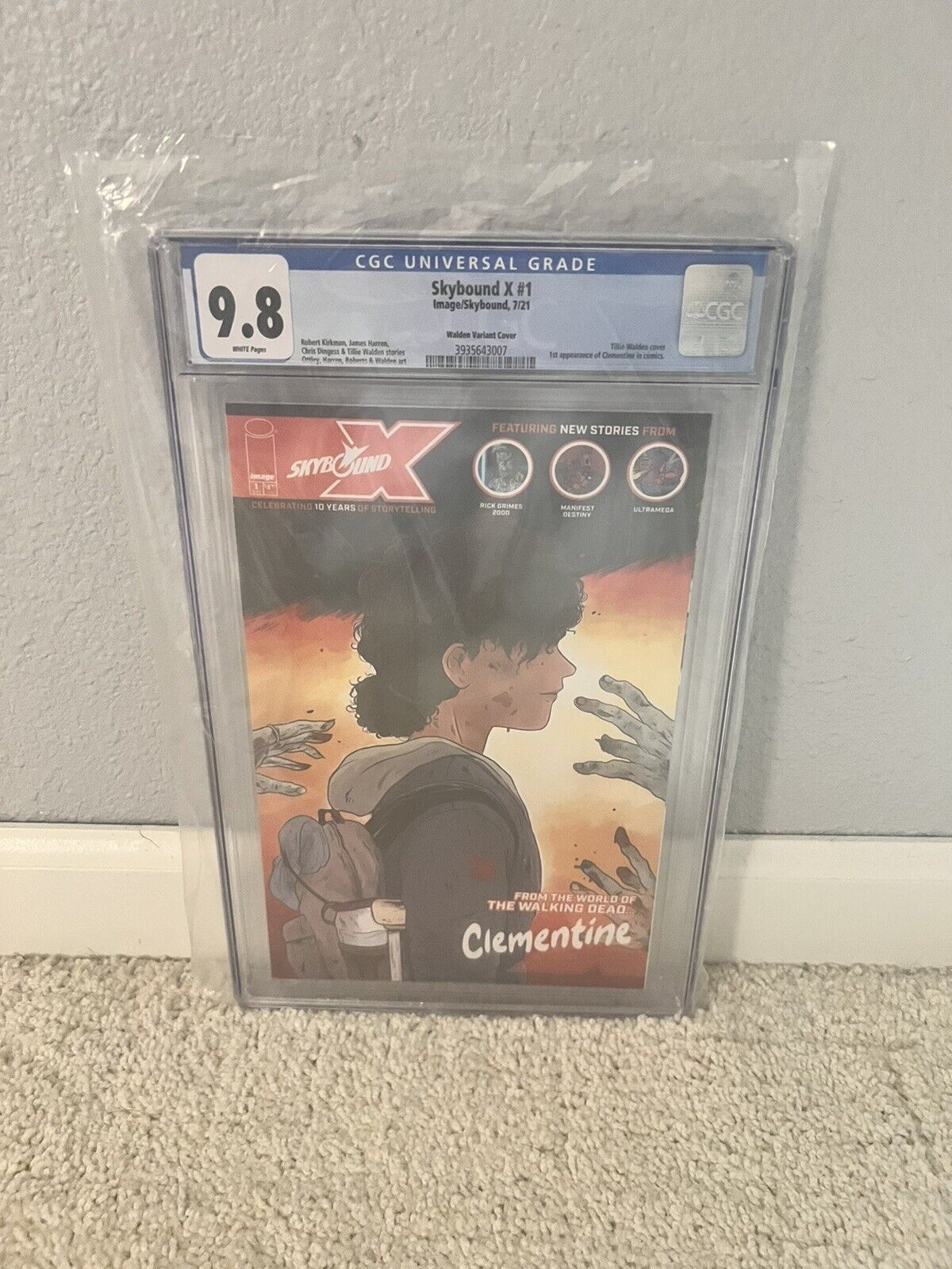 Skybound X #1 Variant CGC 9.8 First Appearance CLEMENTINE Walking Dead image NM