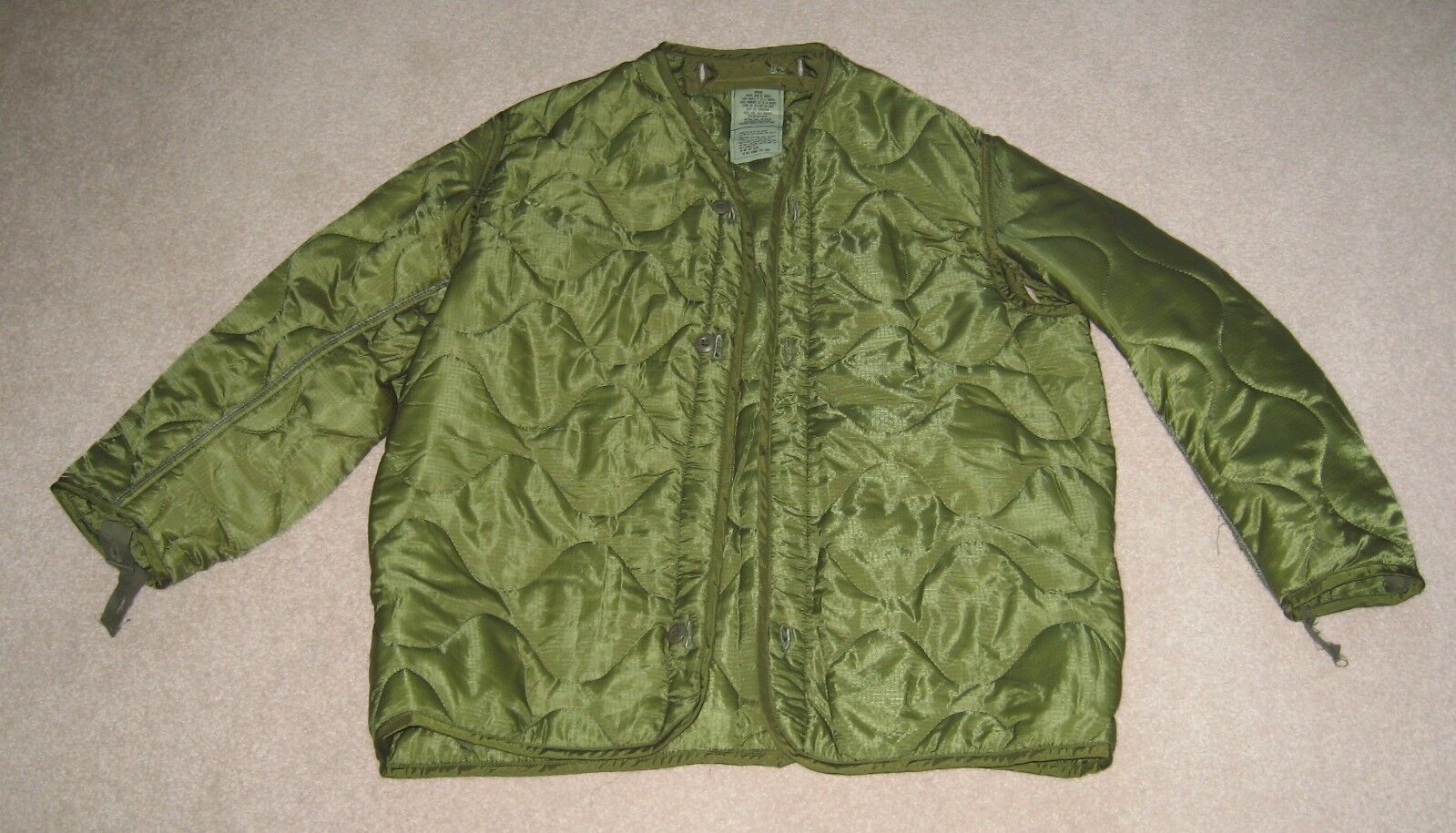 Vintage Cold Weather Coat Jacket Liner Size Medium Button In Brand New USA