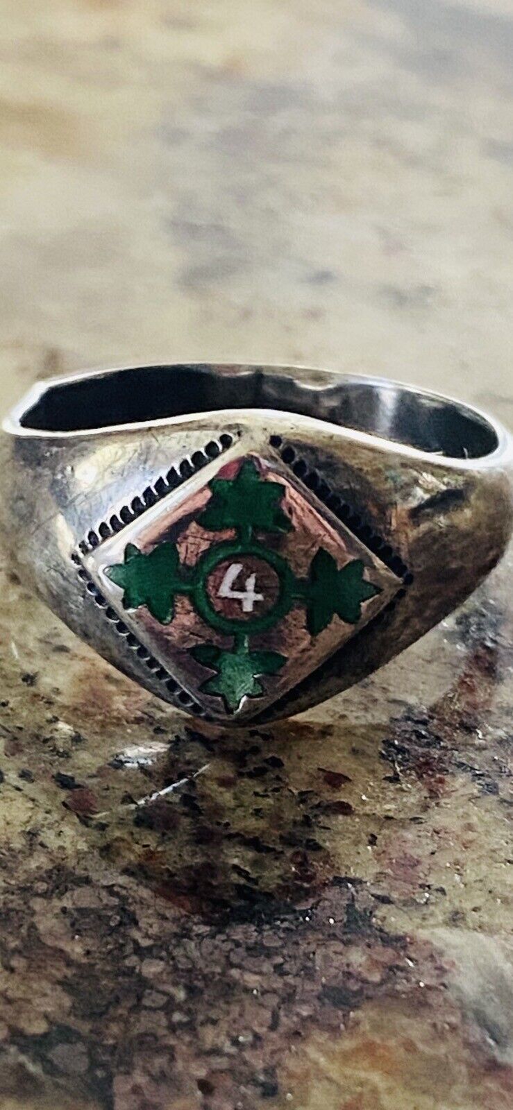 vintage 4th infantry division Ring marked 800 silver American Military Ring