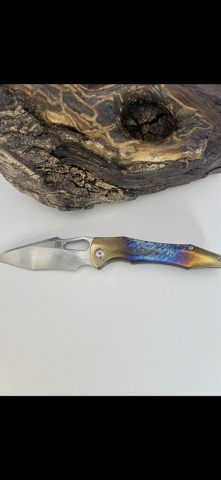 Artisan Cutlery, Great White Titanium: Custom Anodized Scales / S35VN Blade 