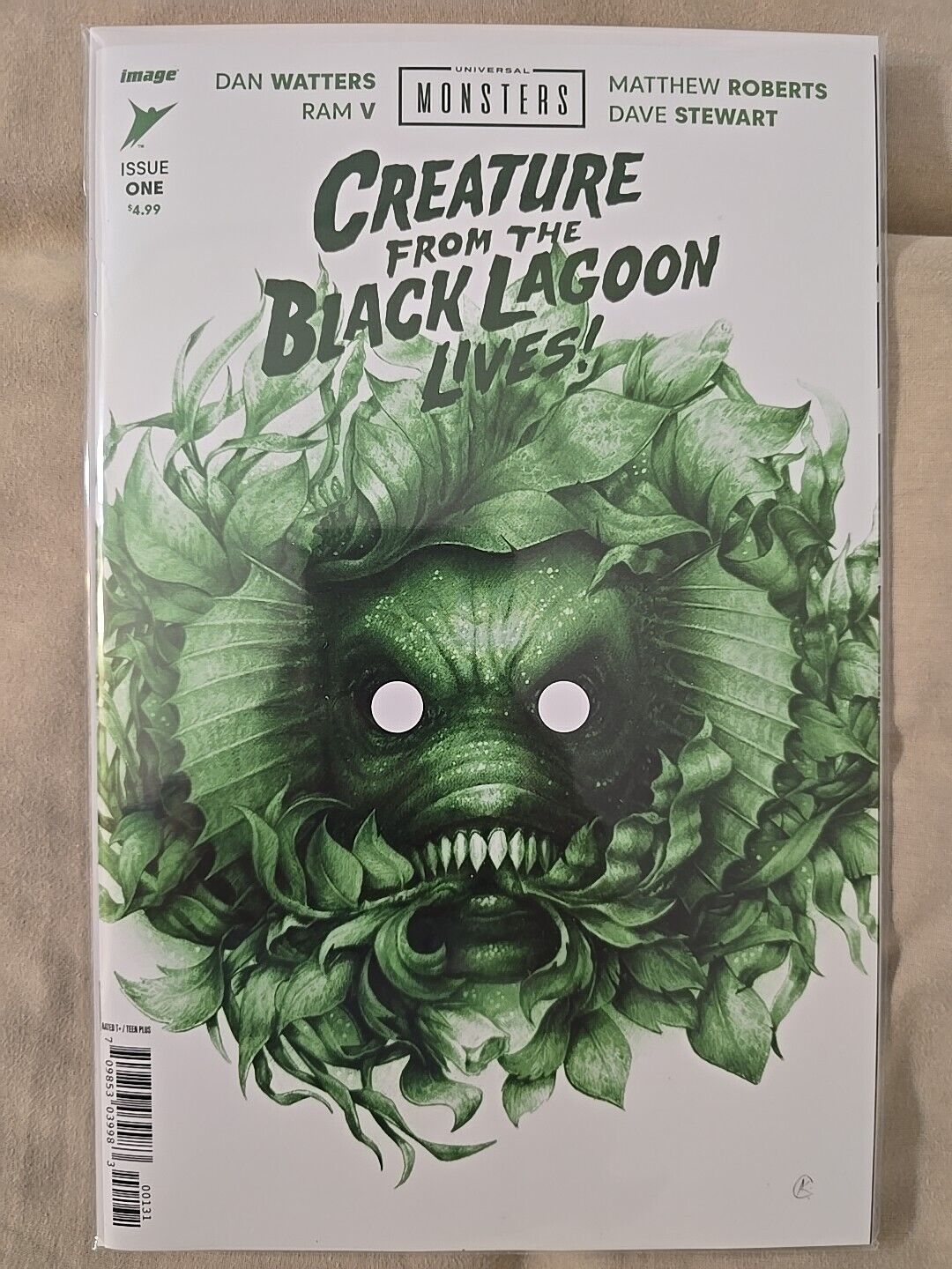 CREATURE FROM THE BLACK LAGOON LIVES #1 ANDREW CURREY C2E2 LE 500 -TRADE