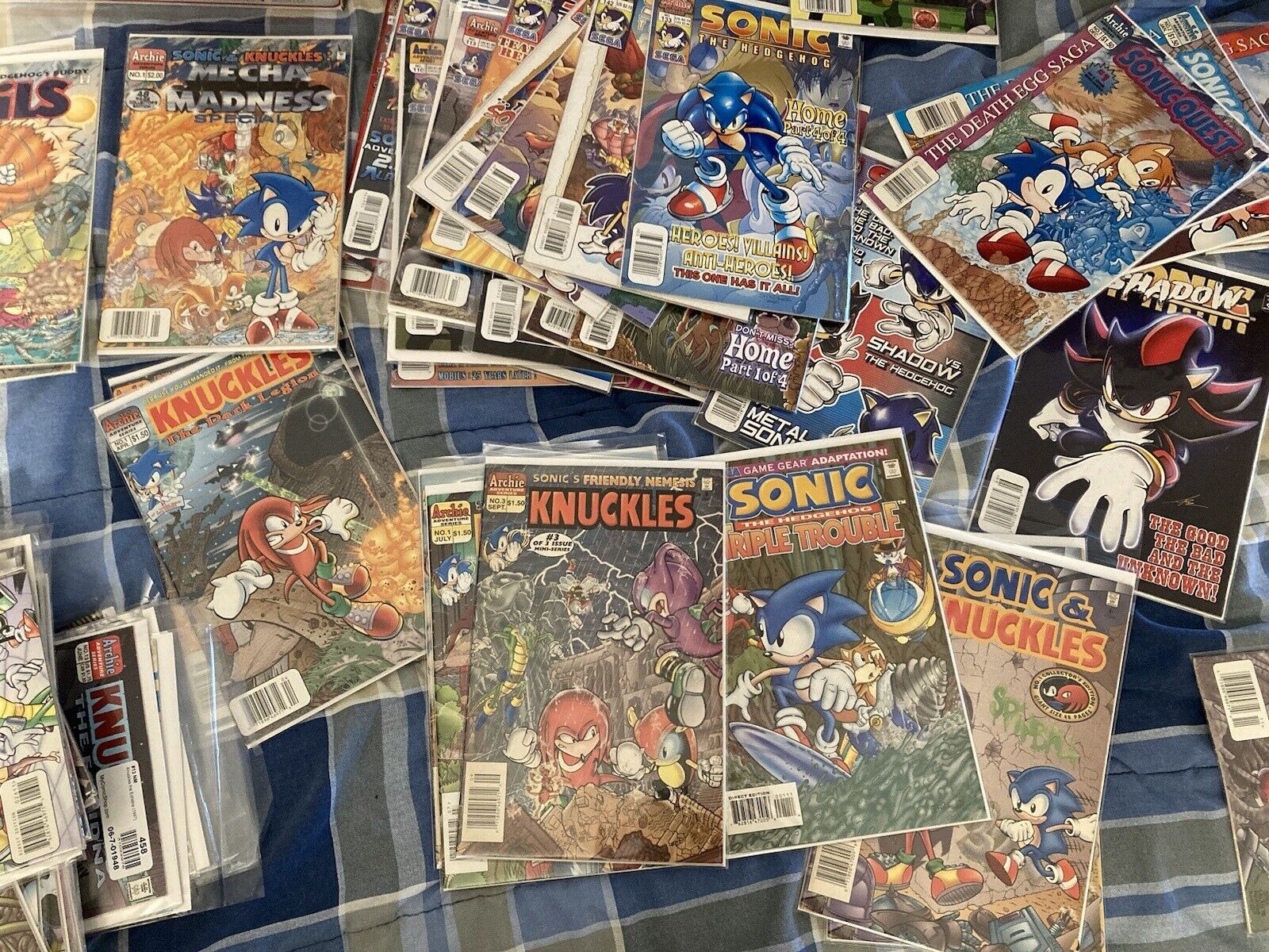 Lot of 167 SONIC THE HEDGEHOG Comic Books  Archie Comics