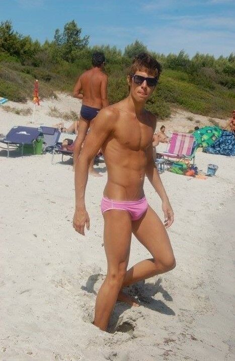 Shirtless Male Beach Boy Athletic Build Pink Swim Speedo Hunk Dude PHOTO 4X6 C50