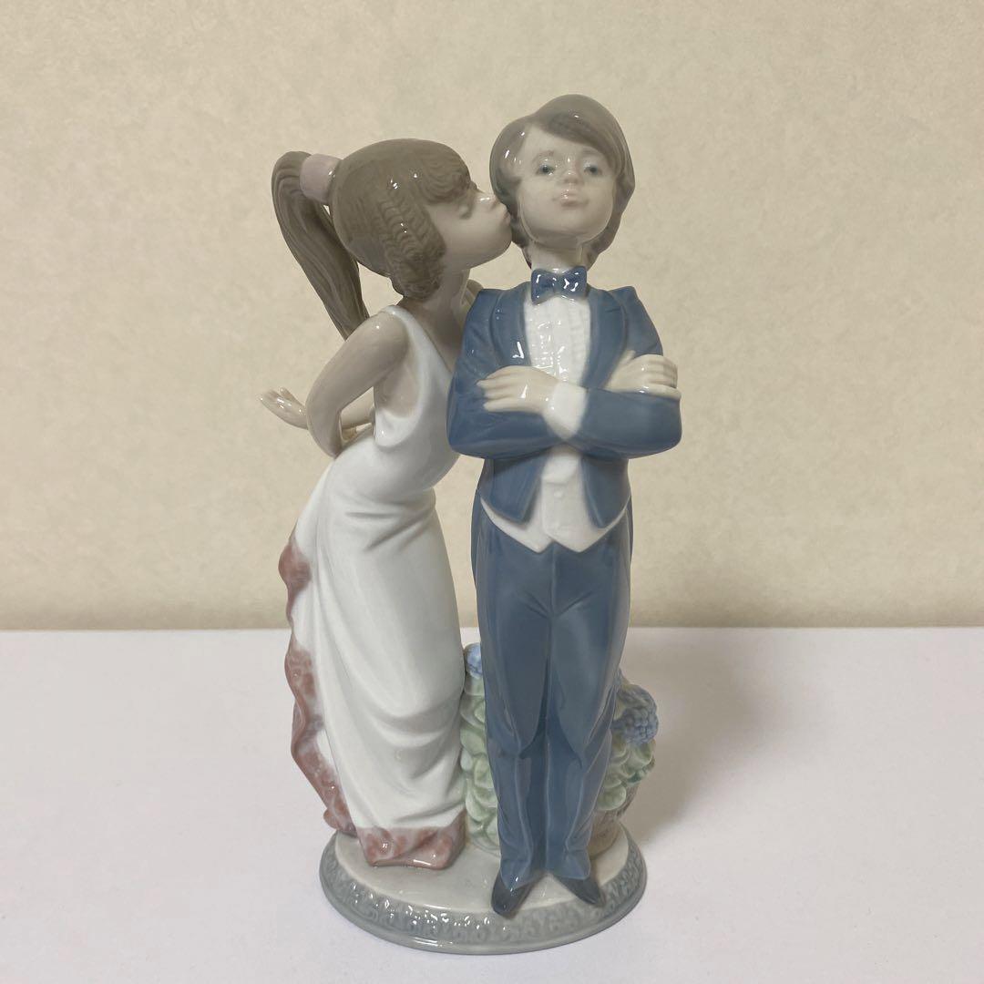 Lladro Wonderful Figurine Spanish Pottery Wedding Couple F/S Japan