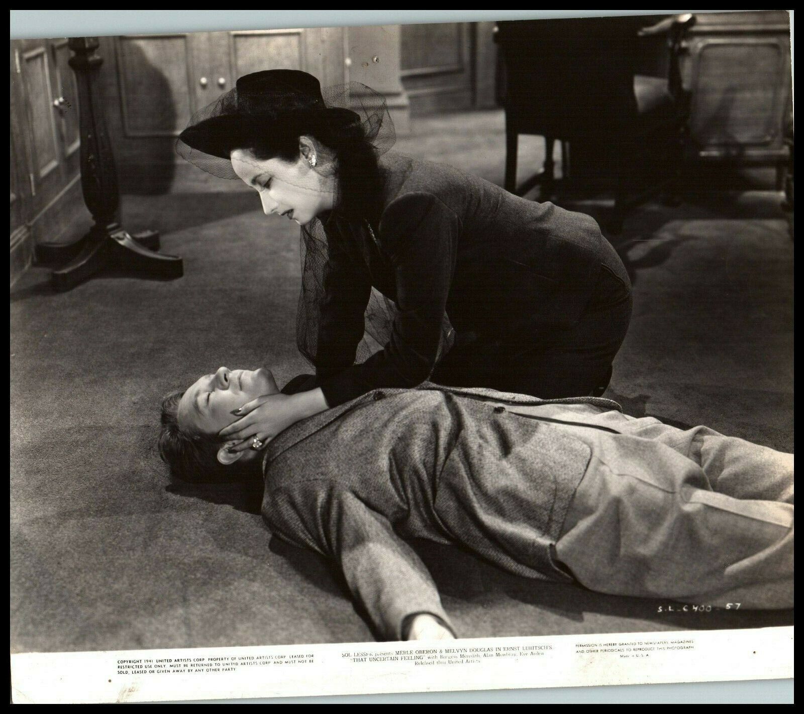 Jan-MicBurgess Meredith + Merle Oberon in That Uncertain Feeling 1941 PHOTO M 91