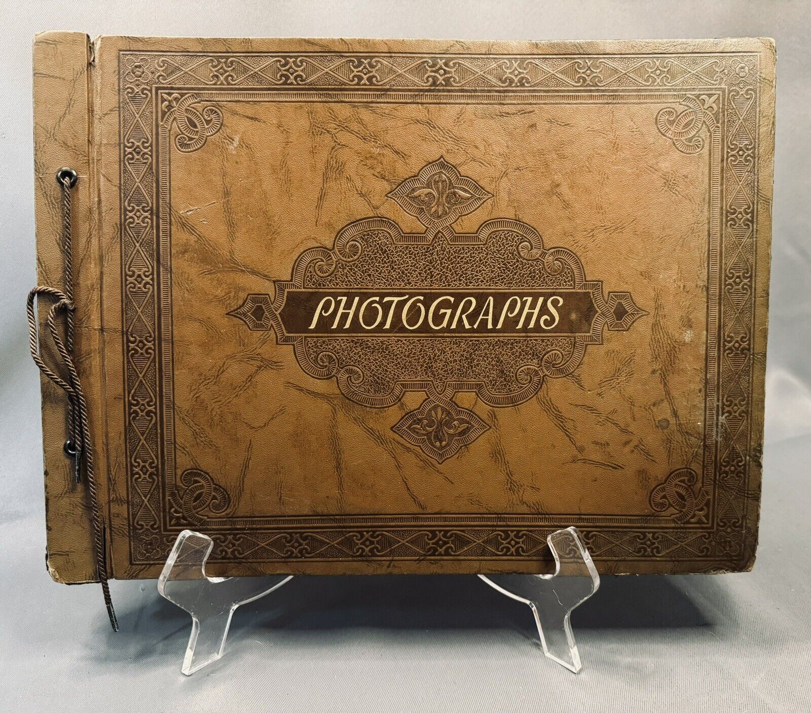 Vtg 1930-40s Unused Brown Leather Look 12.5x16.5 Embossed Photo Album w/2 Pages