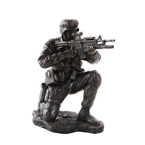 PT Soldier In Combat Statue