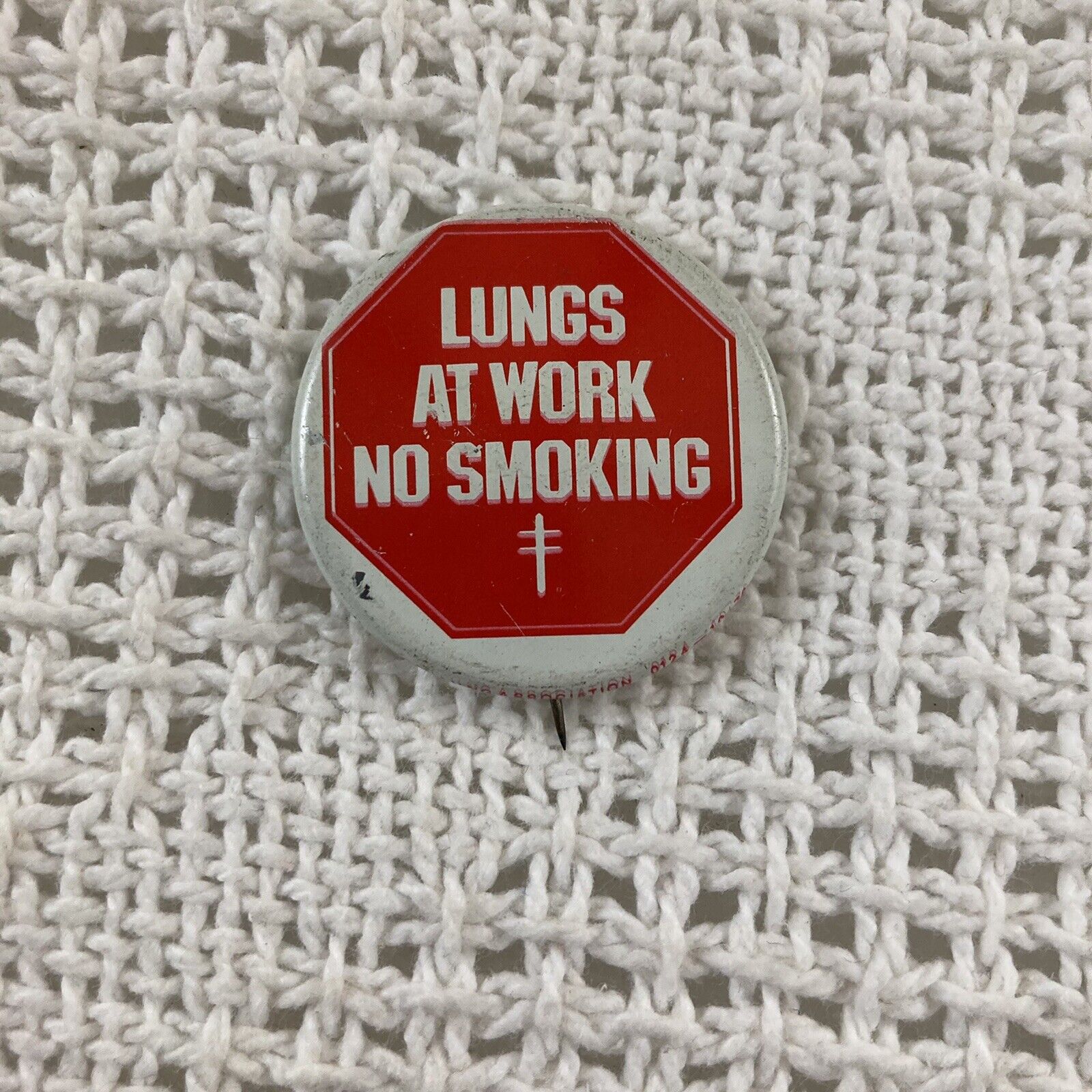 American Lung Association Lungs at Work No Smoking Vintage Button Pin