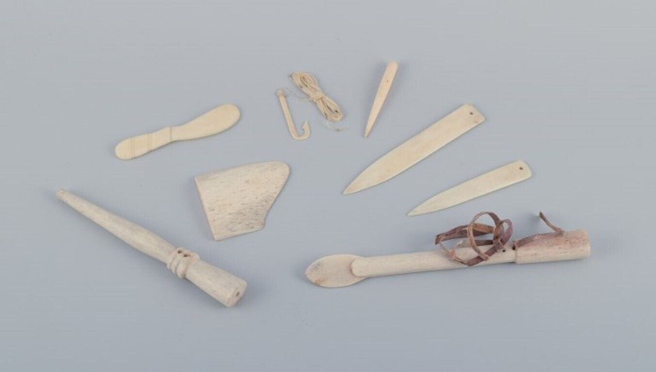 Greenlandica, collection of various bone tools. Approx. 1970s